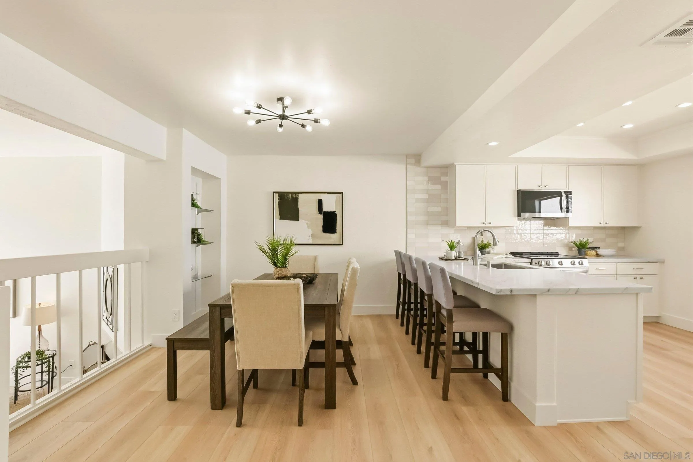 Photo #6: 260011873 Listing: Photo #6