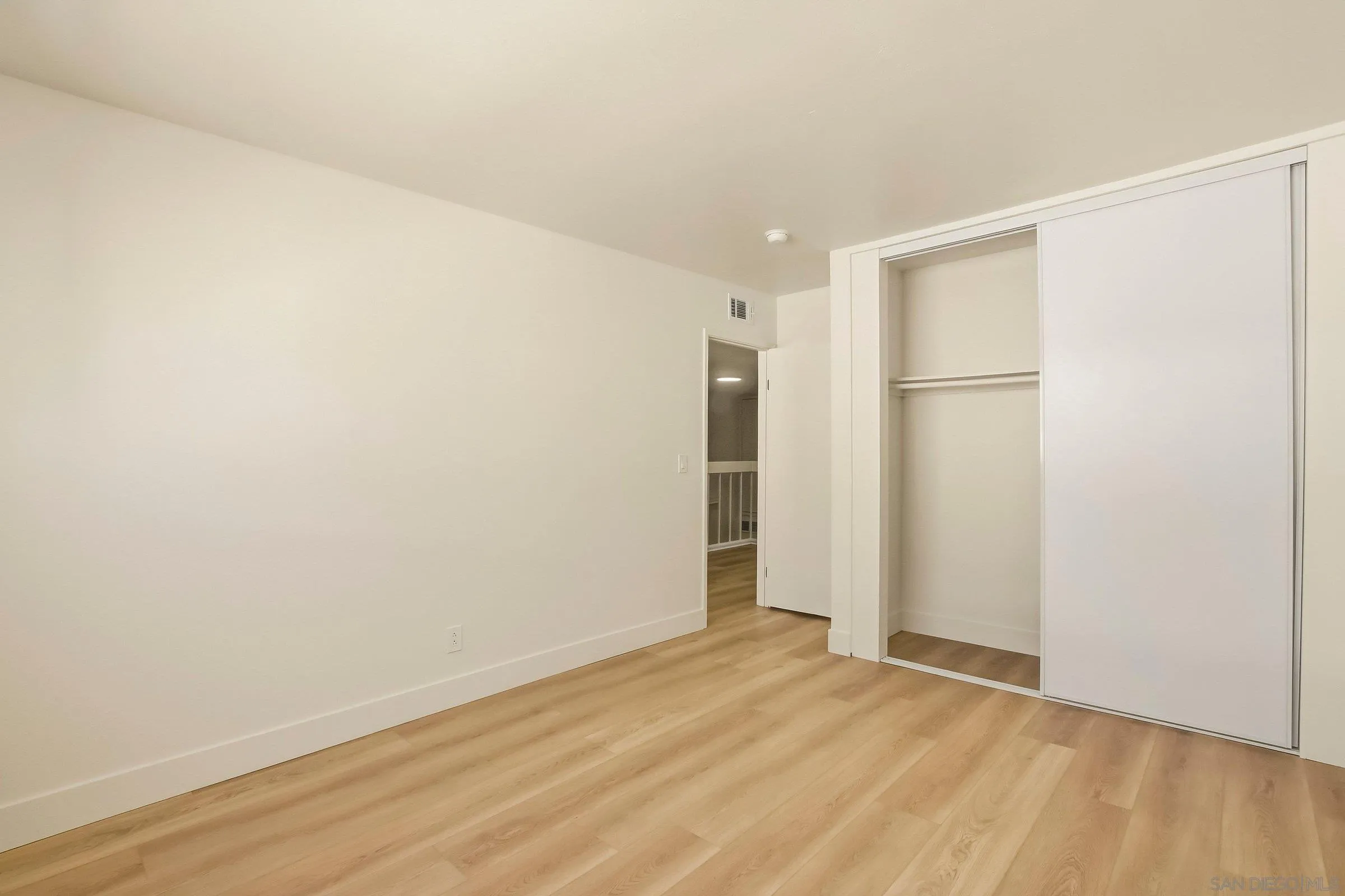 Photo #25: 260011873 Listing: Photo #25