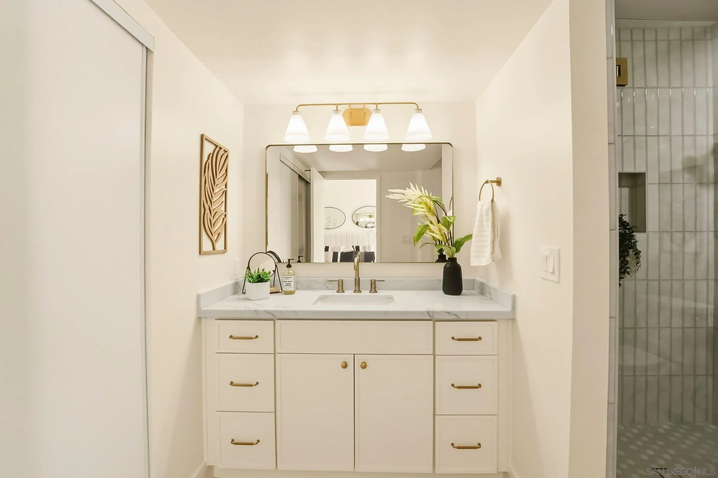 Photo #23: 260011873 Listing: Photo #23