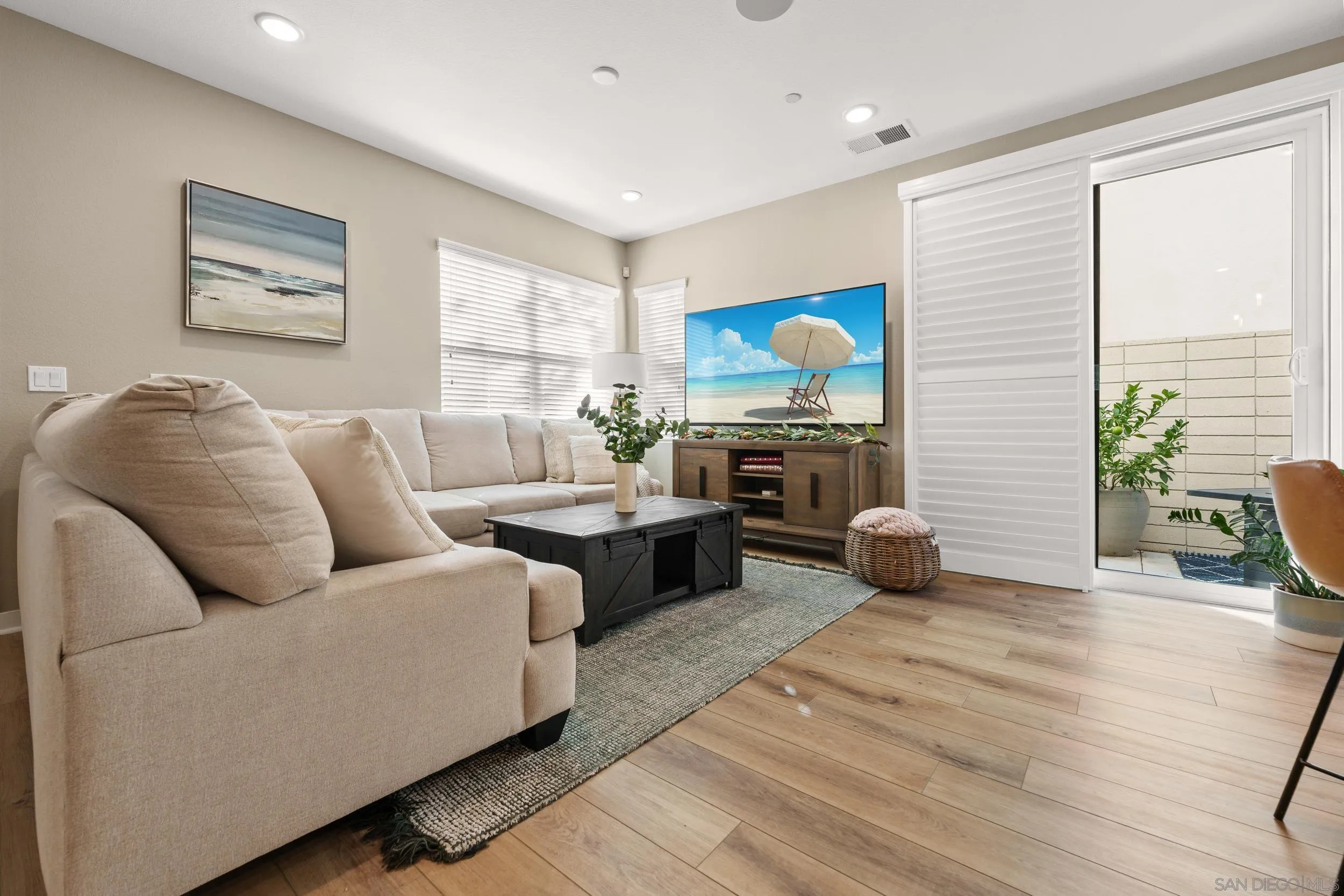 Photo #12: 260011874 Listing: Photo #12