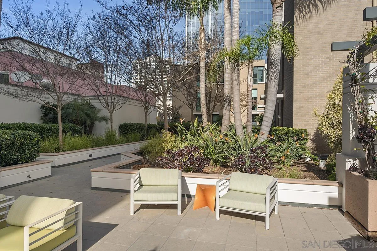 Photo #39: 260011875 Listing: Photo #39