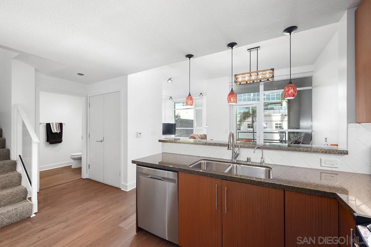 Photo #20: 260011875 Listing: Photo #20