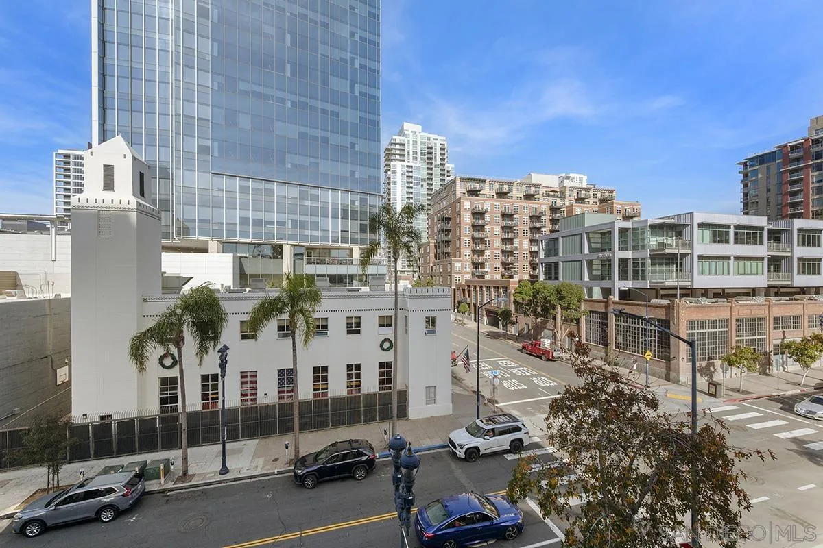 Photo #35: 260011875 Listing: Photo #35