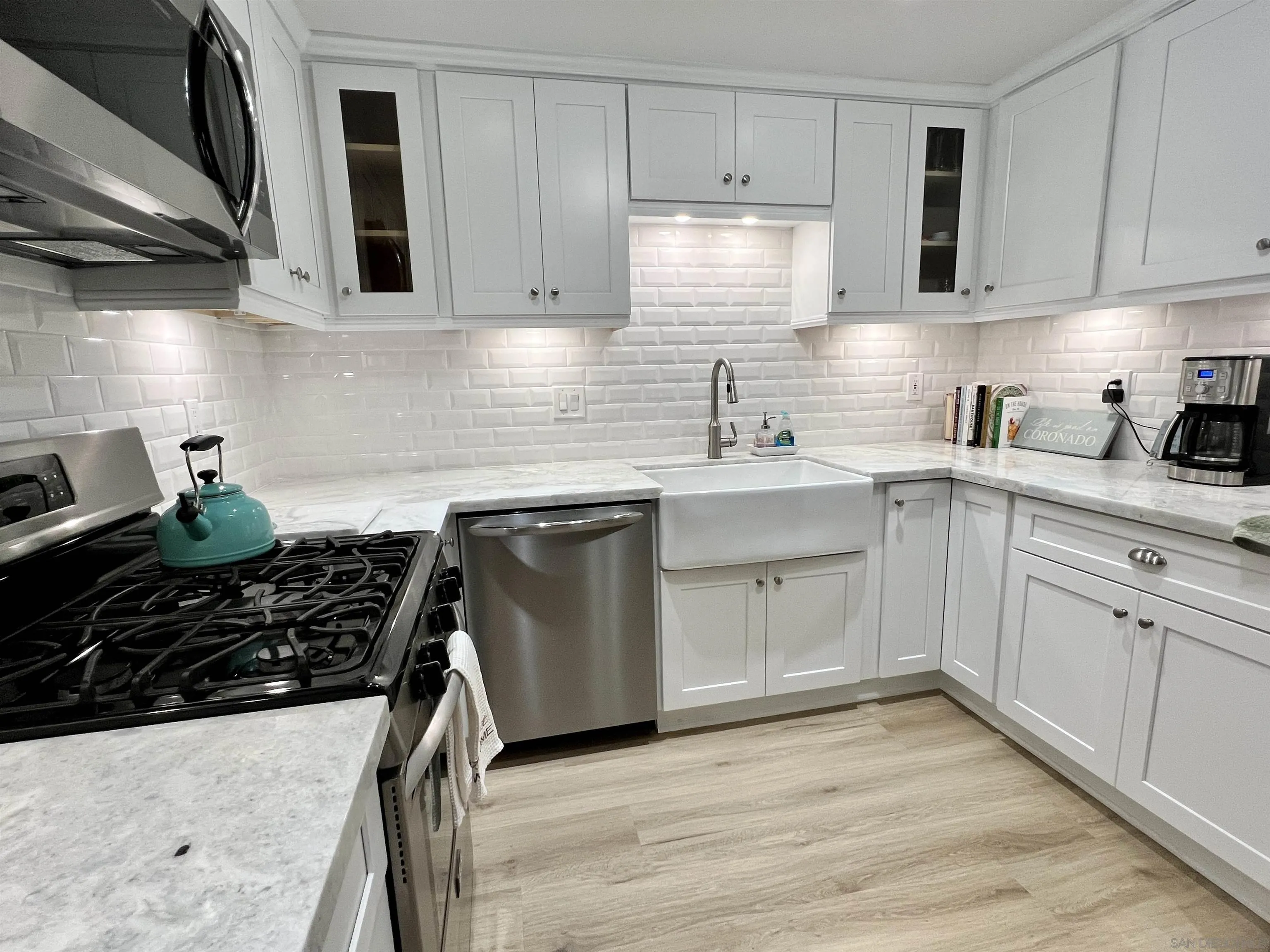 Photo #7: 260011876 Listing: Photo #7