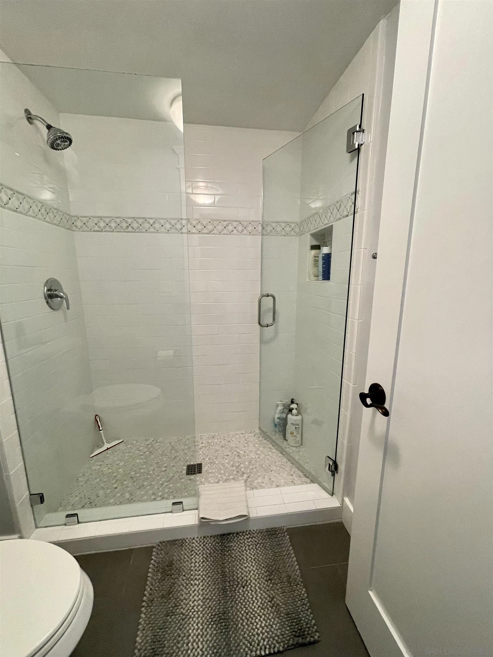 Photo #16: 260011876 Listing: Photo #16