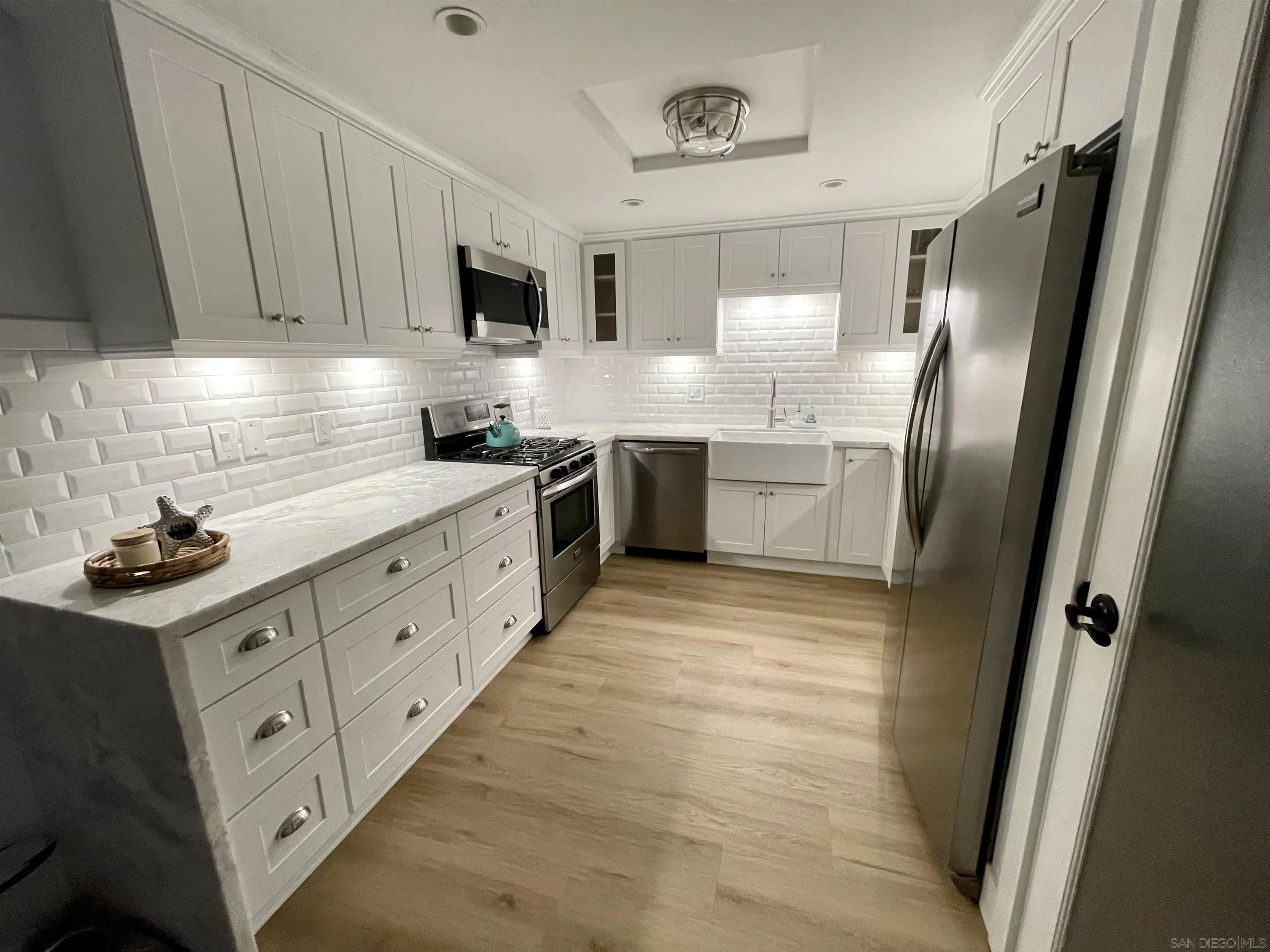 Photo #6: 260011876 Listing: Photo #6