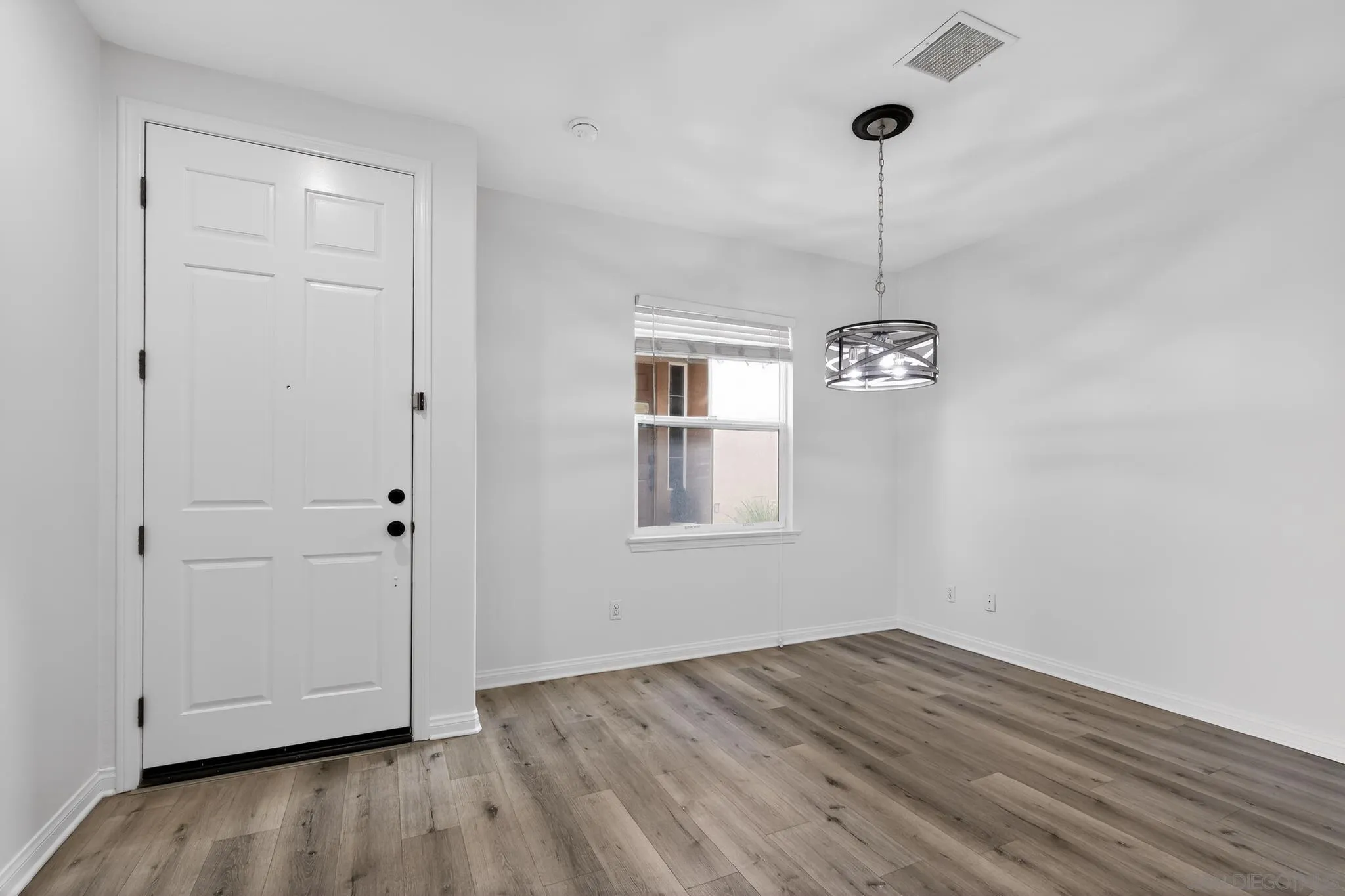 Photo #14: 260011879 Listing: Photo #14