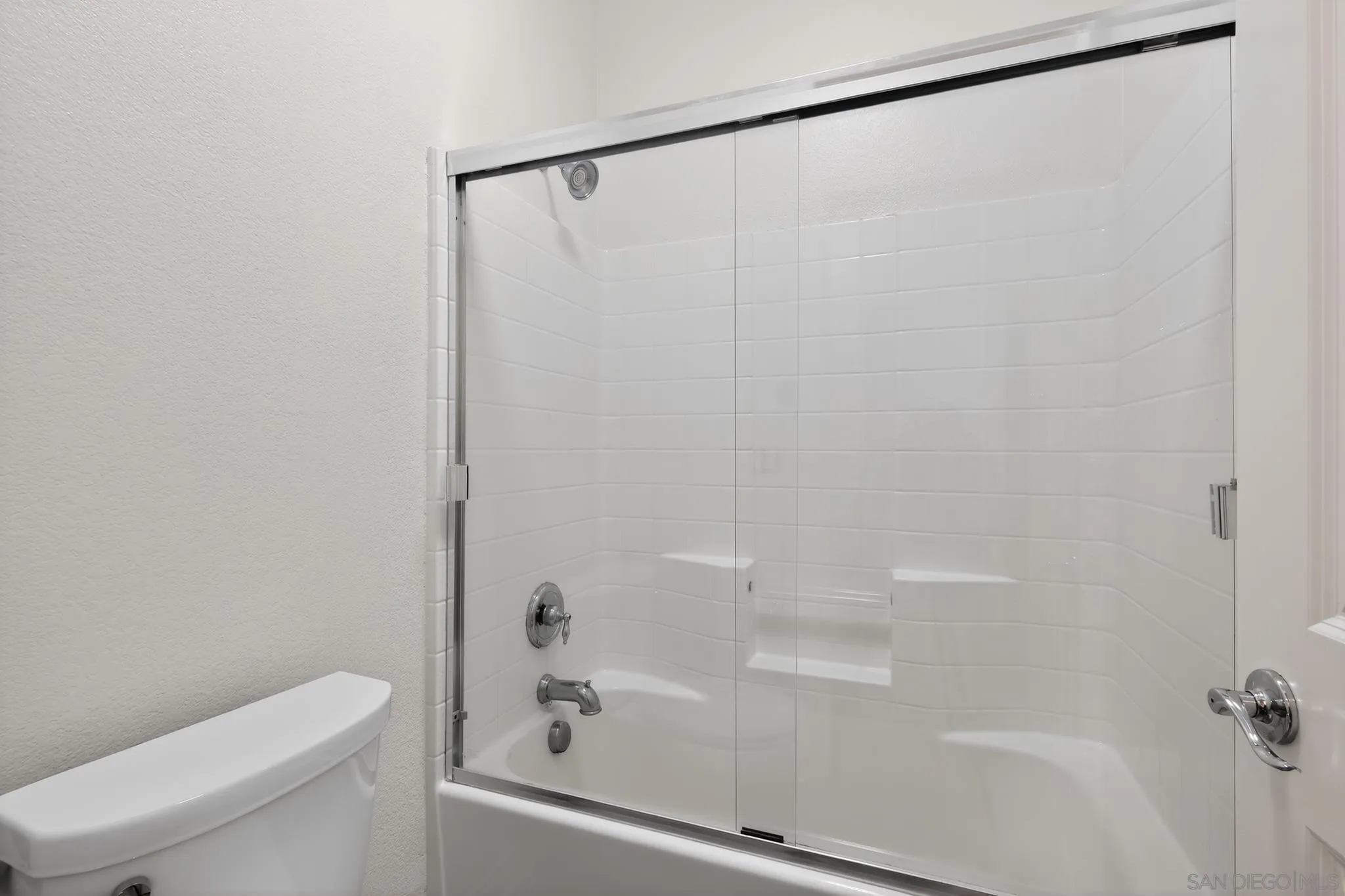 Photo #19: 260011879 Listing: Photo #19