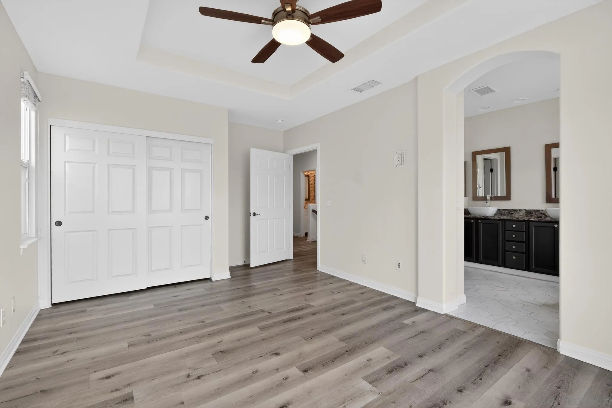 Photo #15: 260011879 Listing: Photo #15
