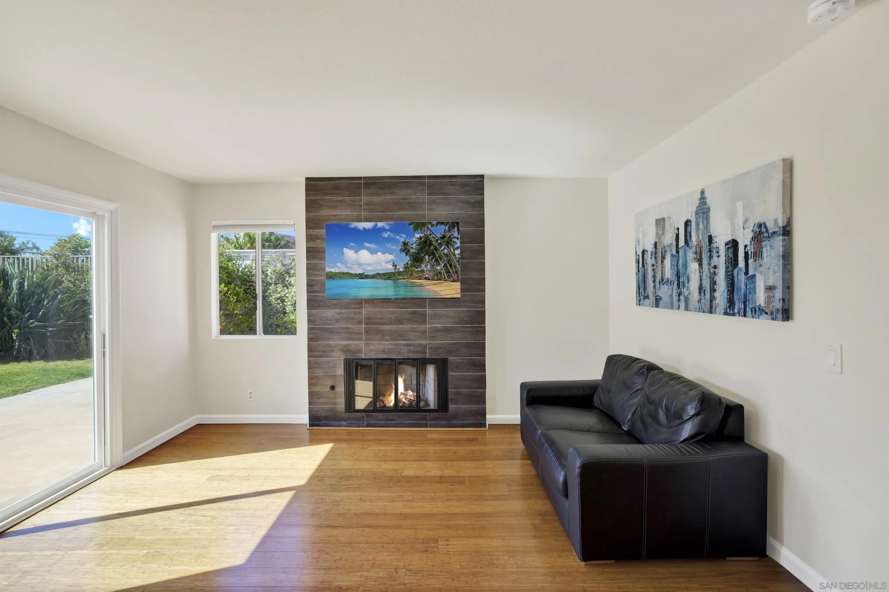 https://cdn.realtyfeed.com/cdn/127/260011884/a0b867d4c2db79294afde4f1fc4b6c78.webp