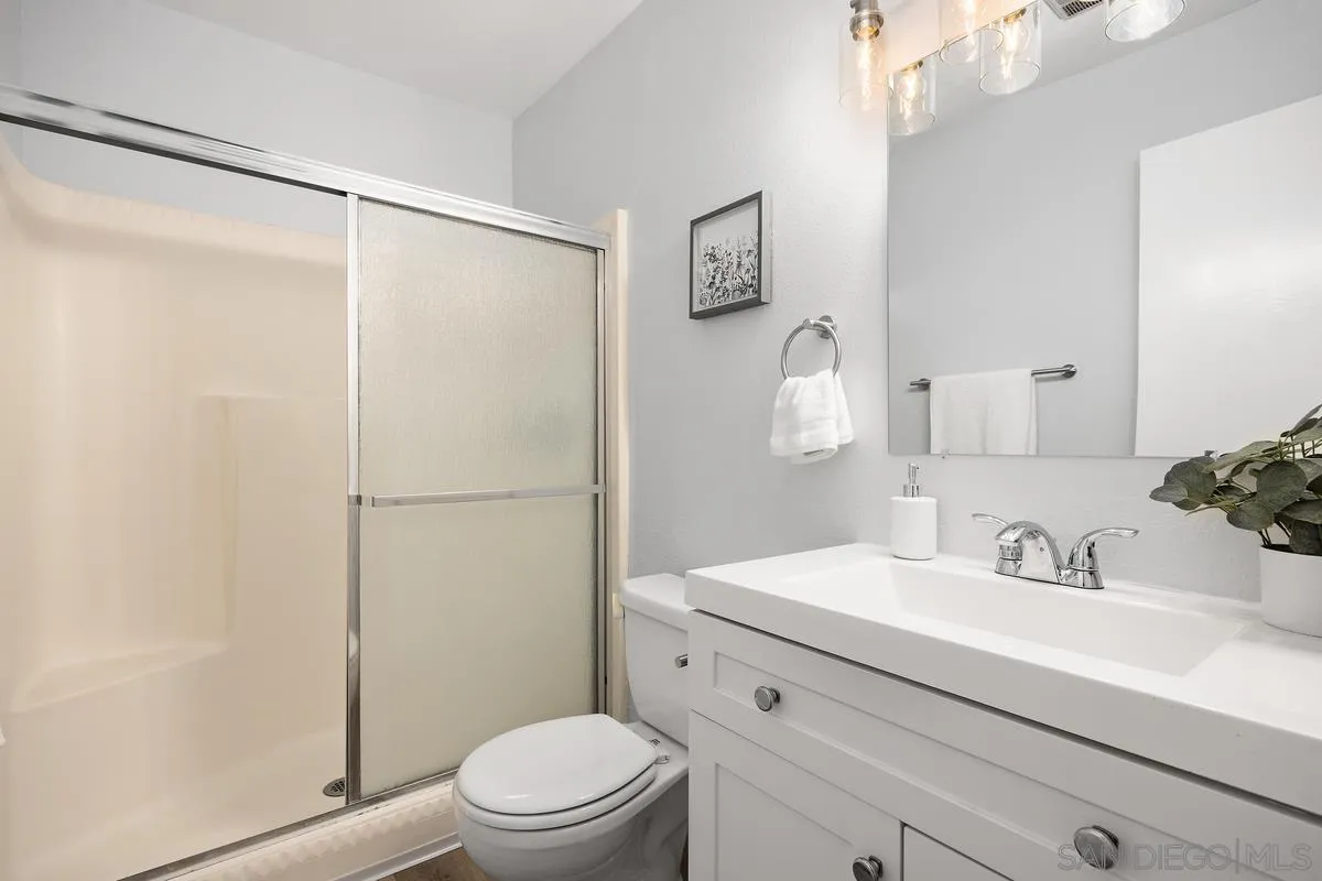 Photo #13: 260011885 Listing: Photo #13