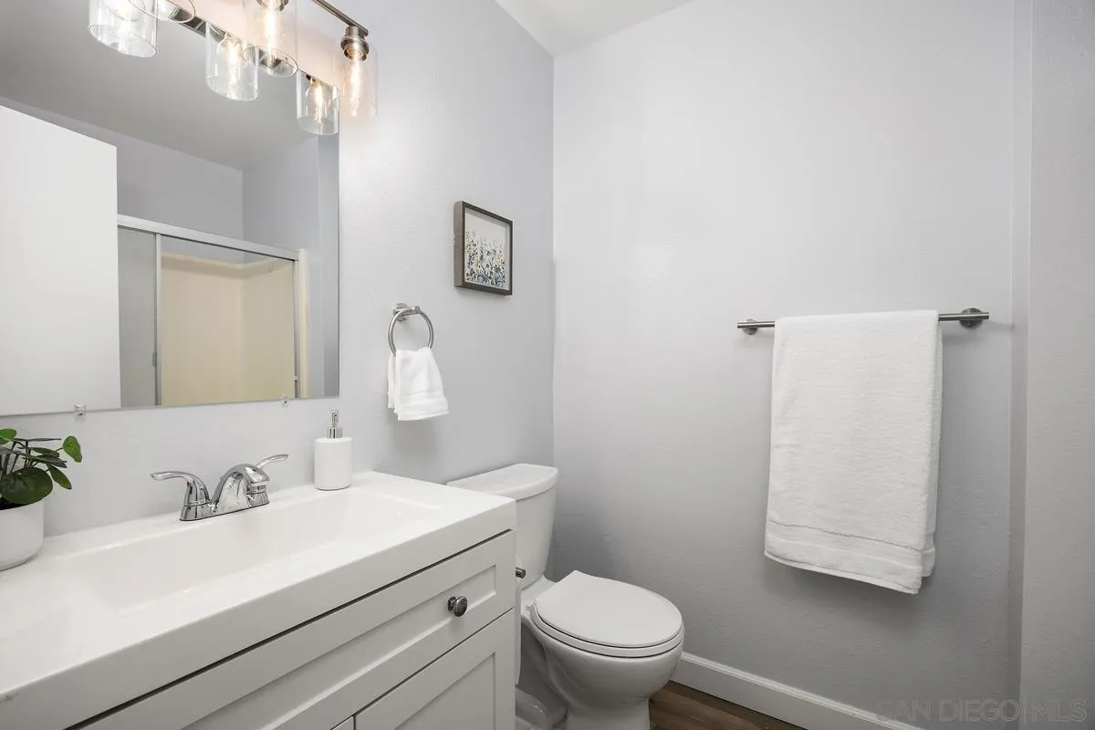 Photo #17: 260011885 Listing: Photo #17