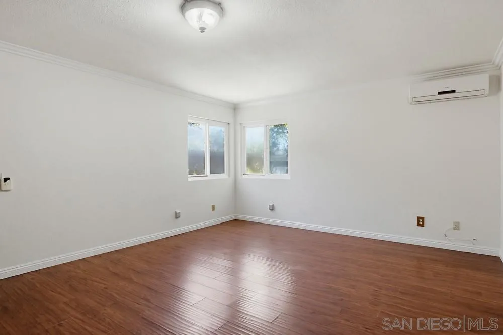 https://cdn.realtyfeed.com/cdn/127/260011892/0e7f0121432db5ef49c46c0a97c7b506.webp