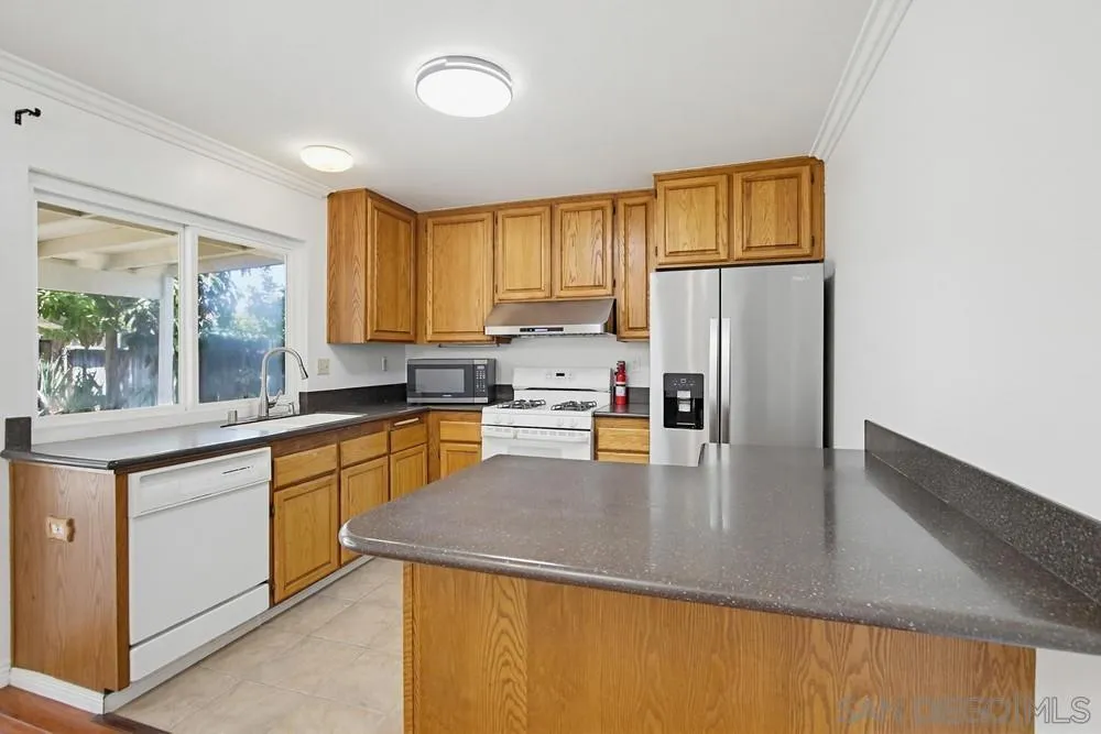 https://cdn.realtyfeed.com/cdn/127/260011892/303993c4cb6695240b25fcb4b6ae6847.webp