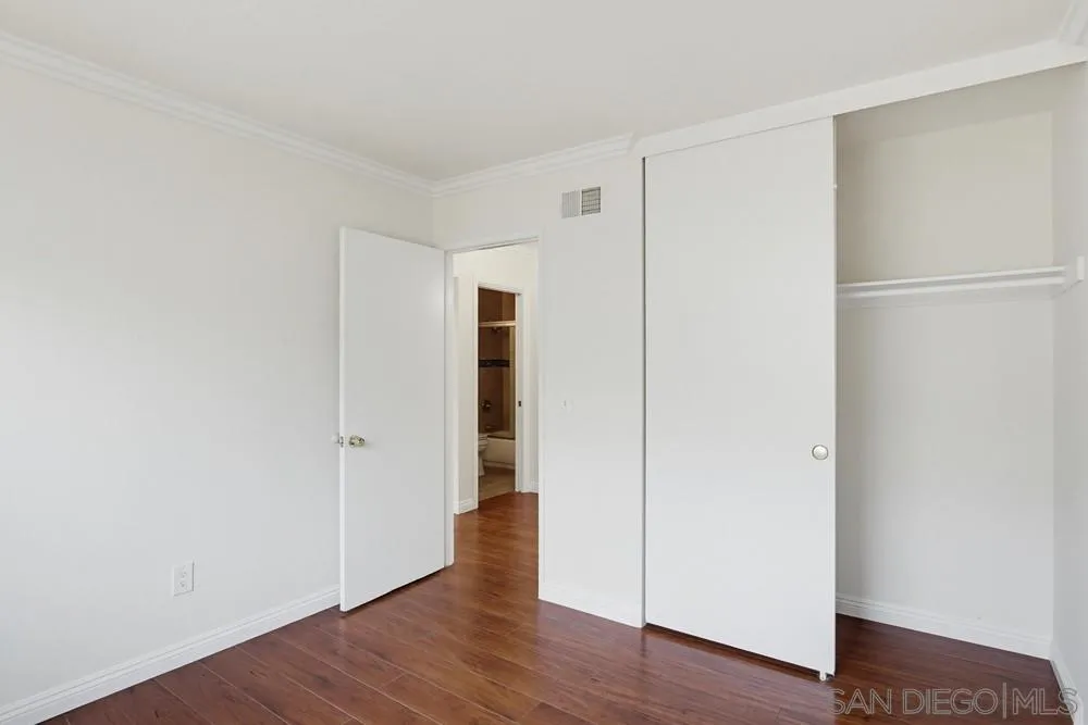 https://cdn.realtyfeed.com/cdn/127/260011892/8219e8221eb84f93a650861ee211ae2d.webp