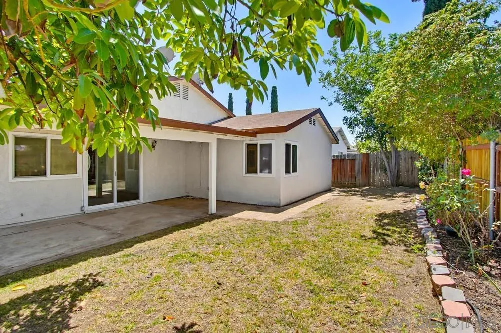 https://cdn.realtyfeed.com/cdn/127/260011892/8e152cf39e3a3e55b3b12ef4385bd338.webp