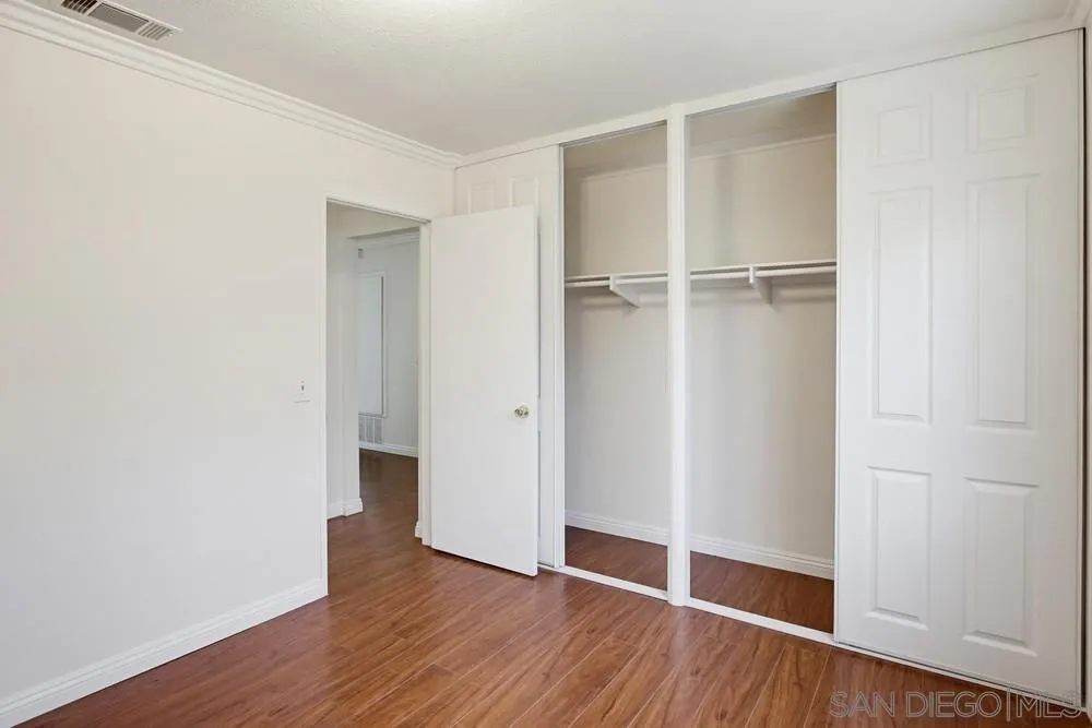 https://cdn.realtyfeed.com/cdn/127/260011892/a8b3cfeed290514714258b13db9aae80.webp