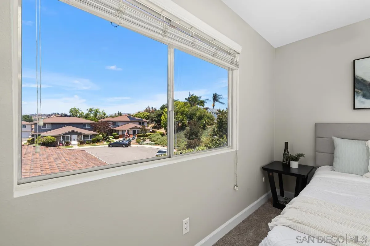 Photo #17: 260011893 Listing: Photo #17