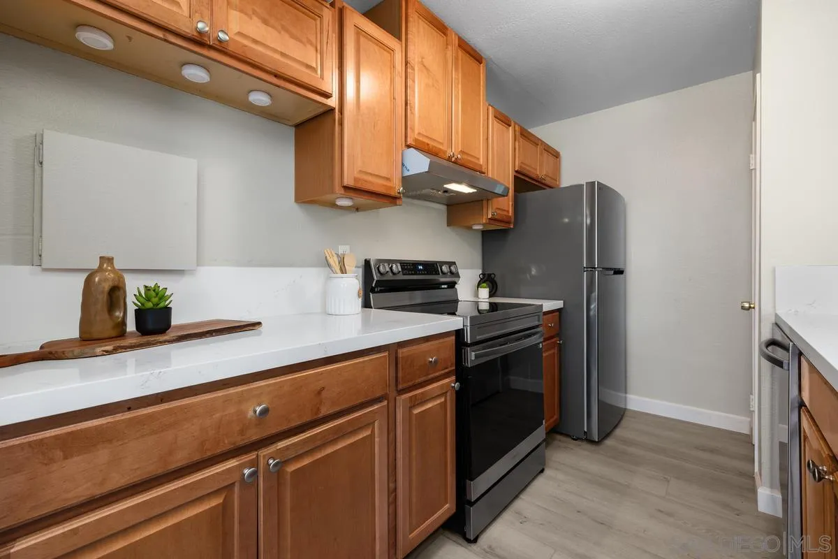 Photo #11: 260011893 Listing: Photo #11