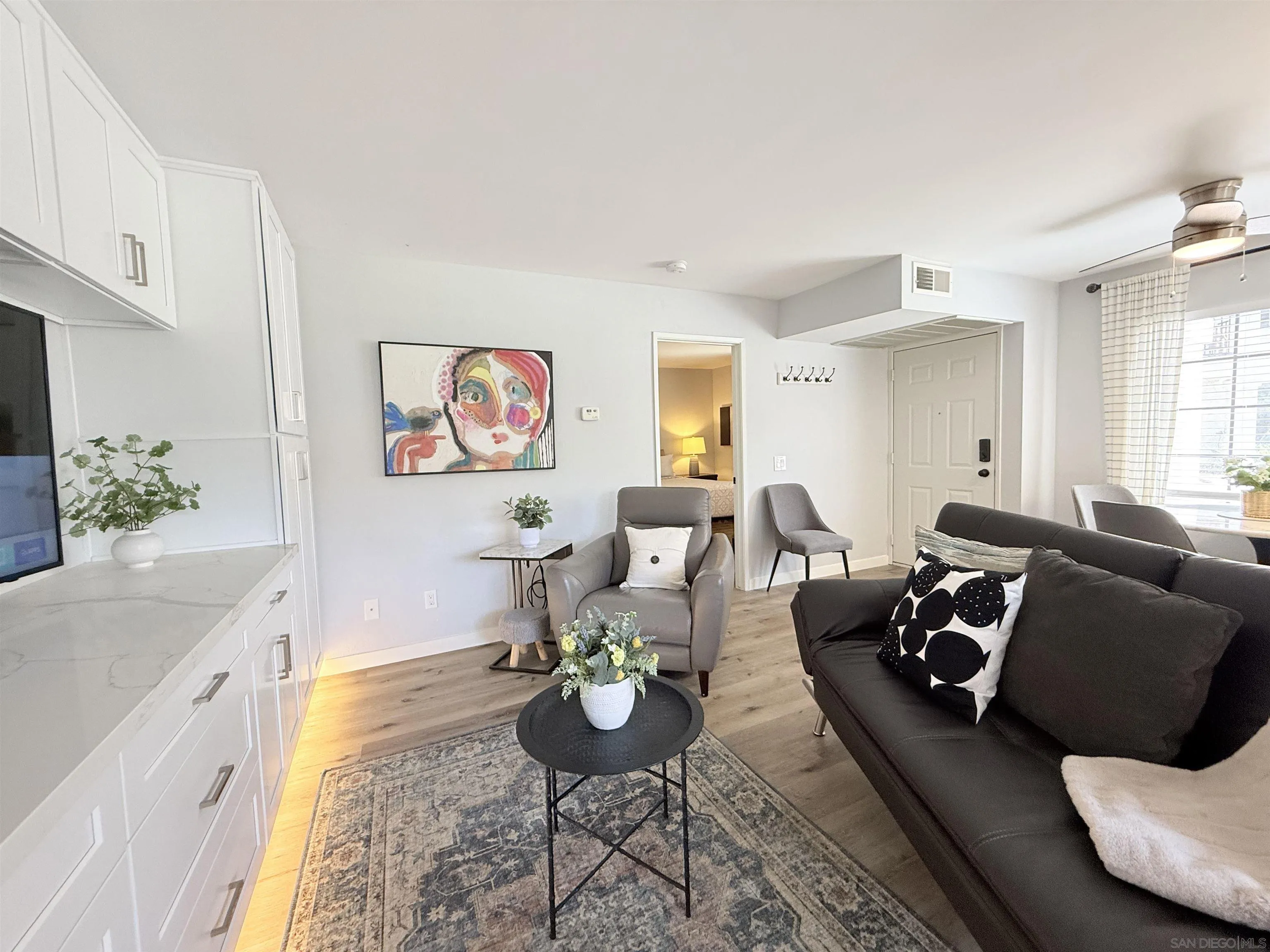 https://cdn.realtyfeed.com/cdn/127/260011896/b22b24c03997af92c7a05e17438cf357.webp