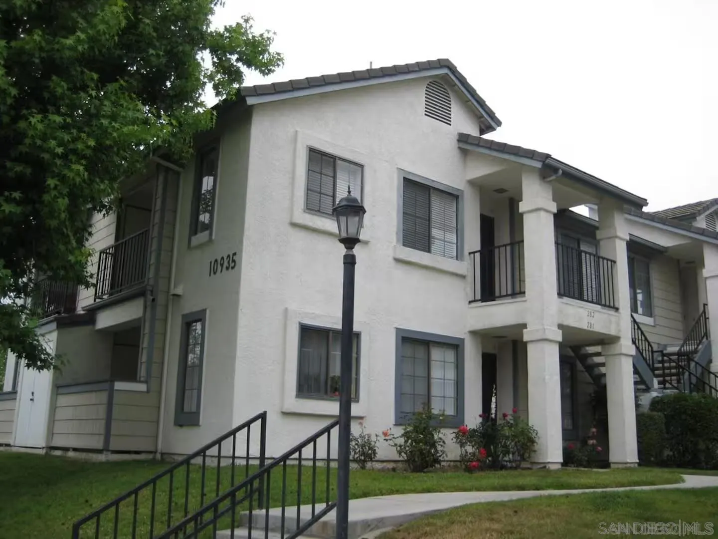 https://cdn.realtyfeed.com/cdn/127/260011896/fe0741562aaeea46bda2dd0bf269b2be.webp
