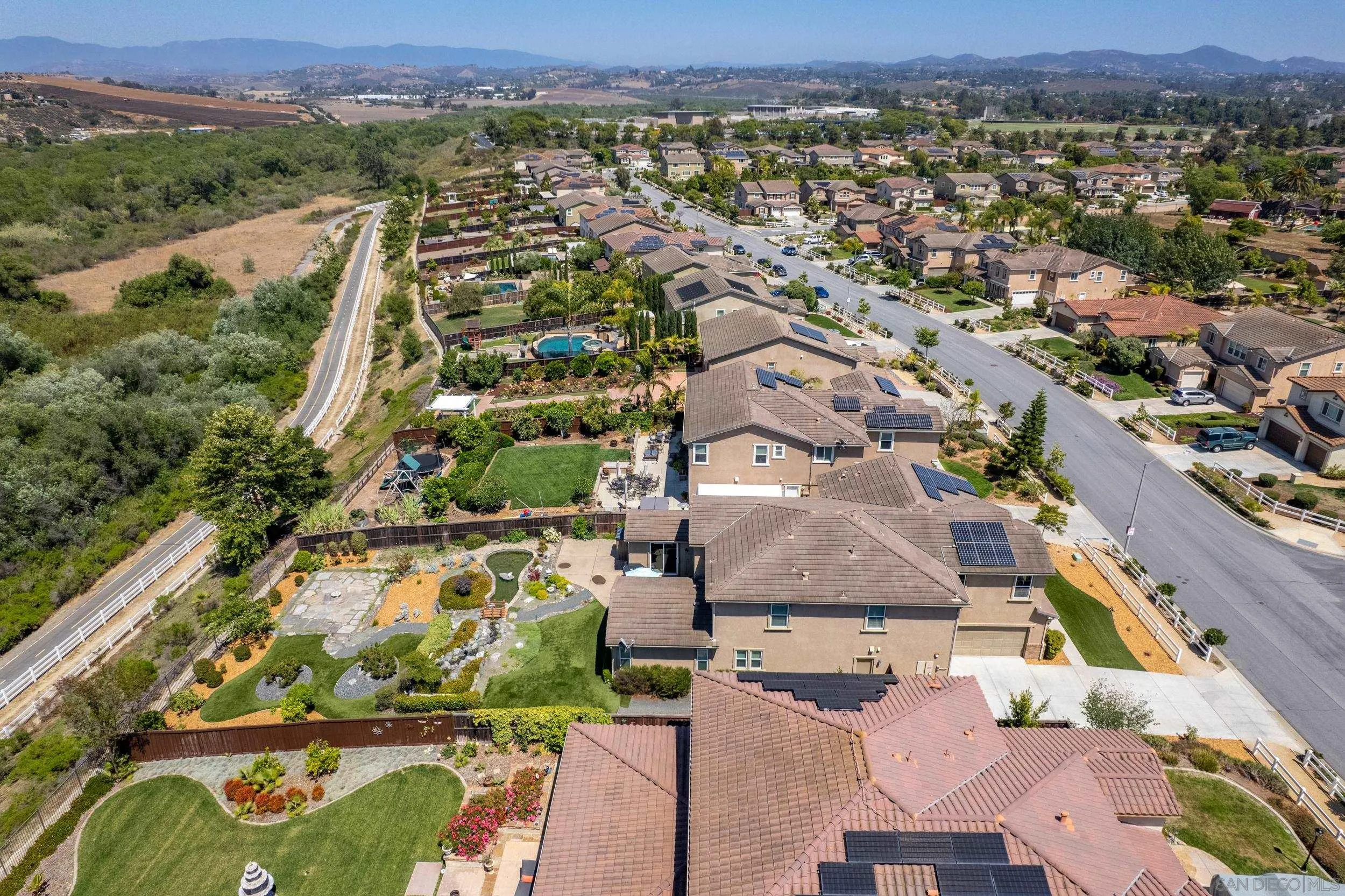 https://cdn.realtyfeed.com/cdn/127/260011899/11ecd5eaab4d82fe8c2a08f55d63921b.webp
