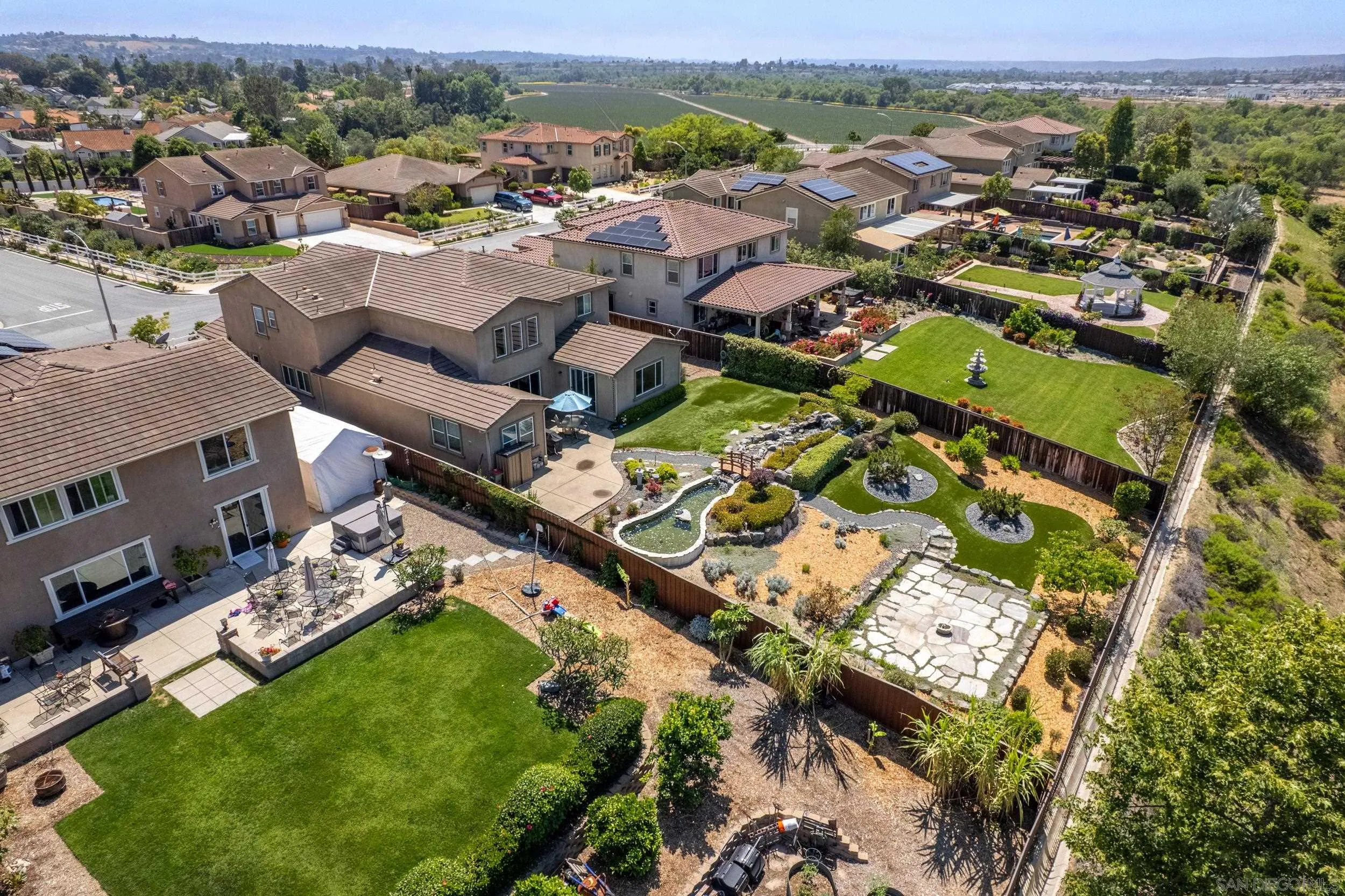 https://cdn.realtyfeed.com/cdn/127/260011899/7fbd1ce1692ad48004cf6981362d20fc.webp