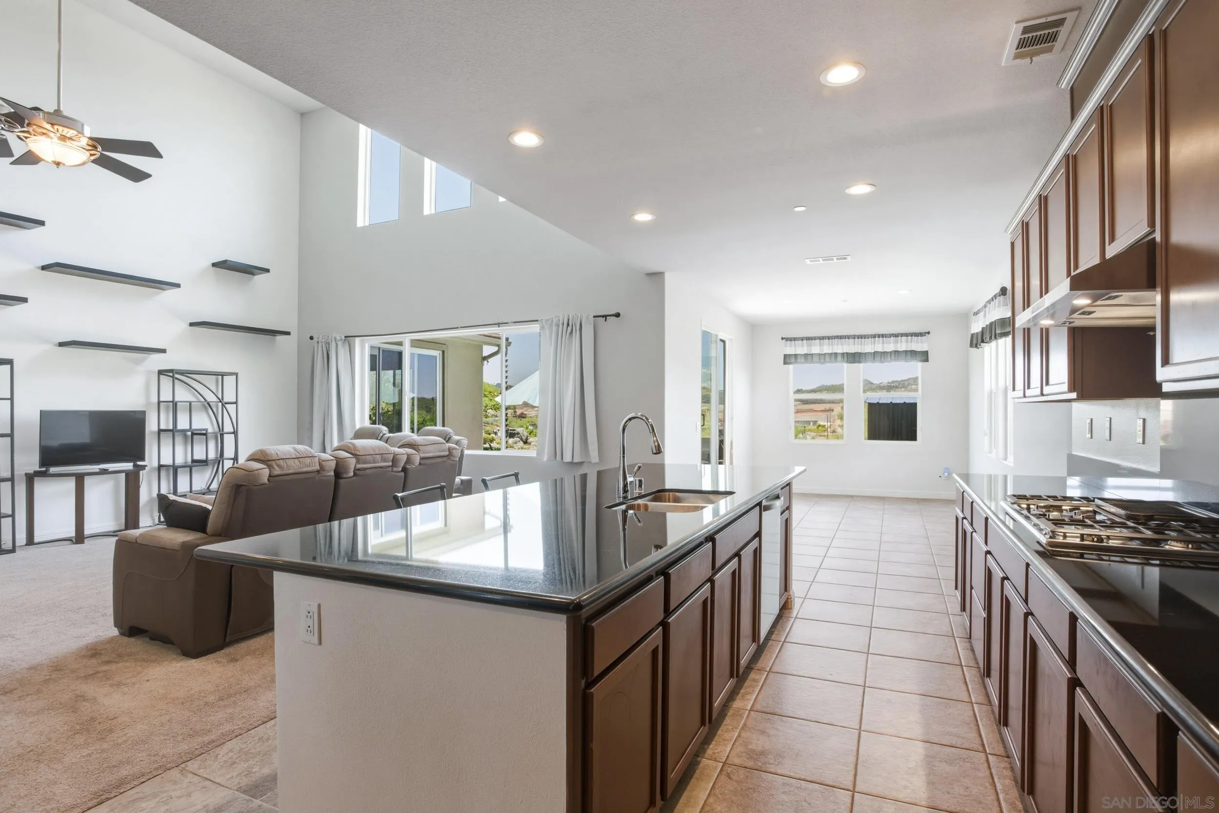 https://cdn.realtyfeed.com/cdn/127/260011899/9abfaebfdcc5aeef2d9dd95c9066ac0a.webp