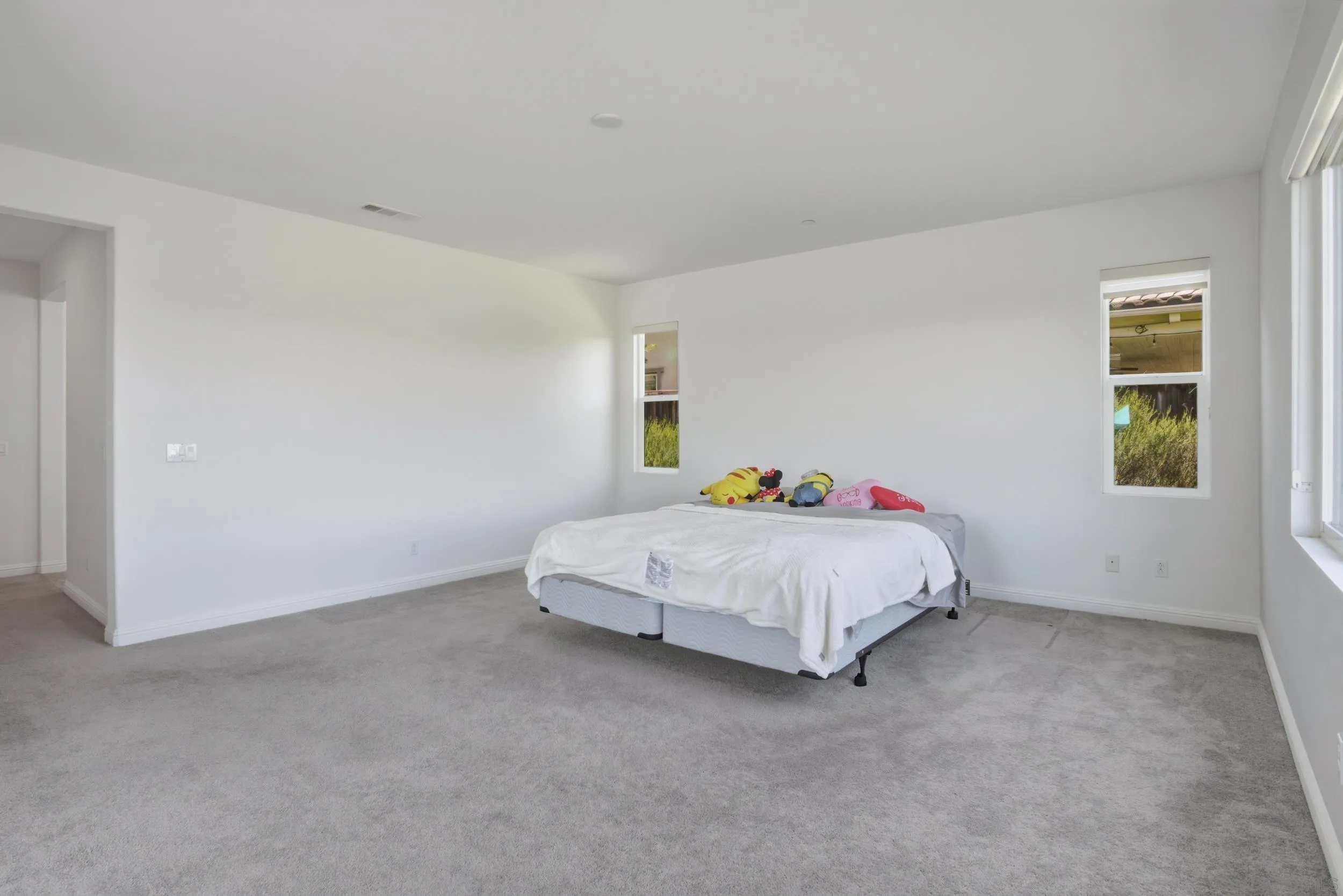 https://cdn.realtyfeed.com/cdn/127/260011899/b021a66716d9da8f709d0321bb1f87f1.webp