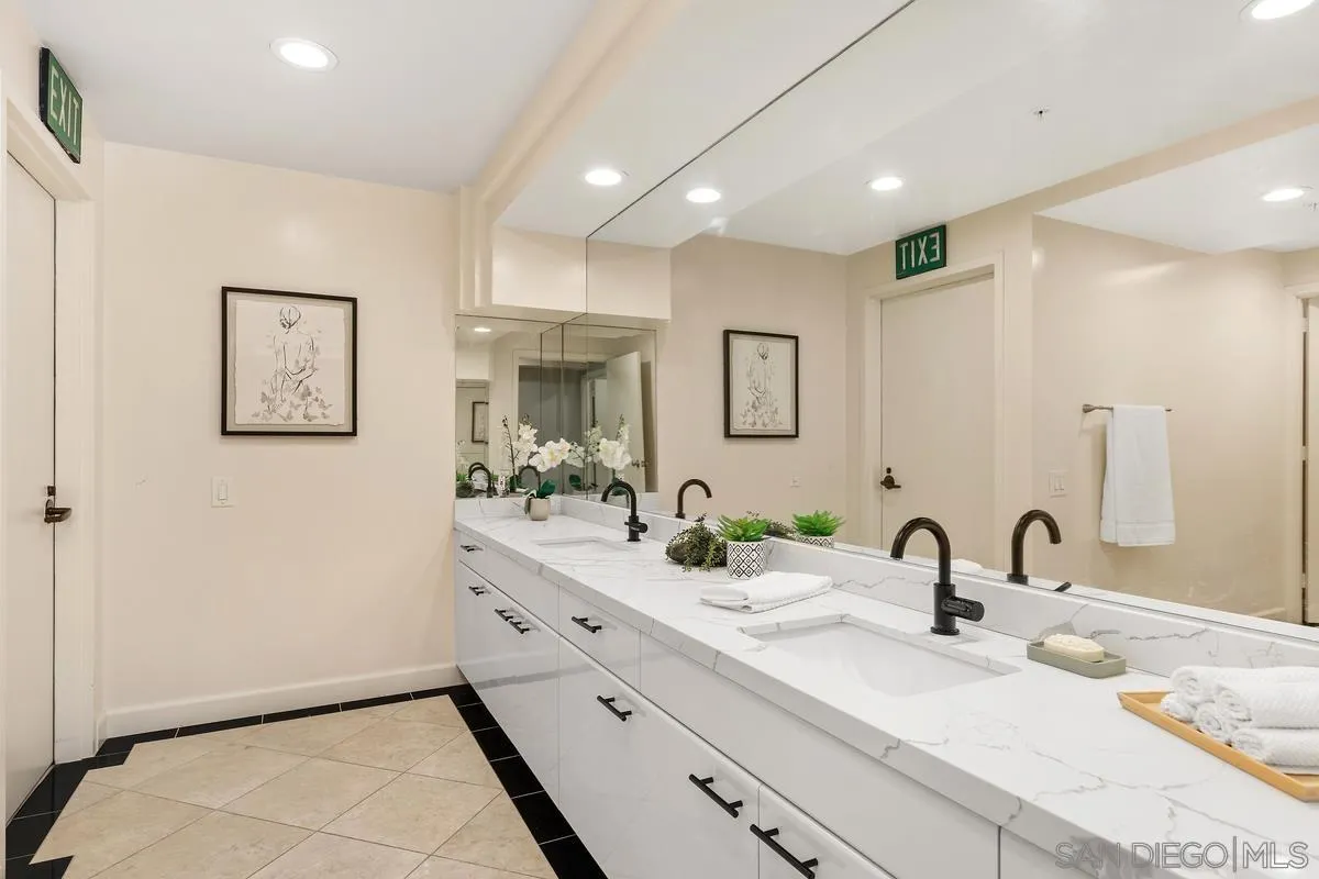 Photo #18: 260011902 Listing: Photo #18