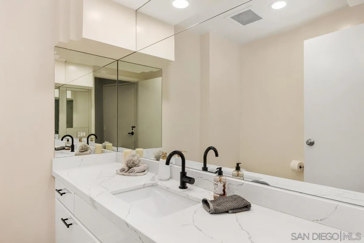 Photo #26: 260011902 Listing: Photo #26