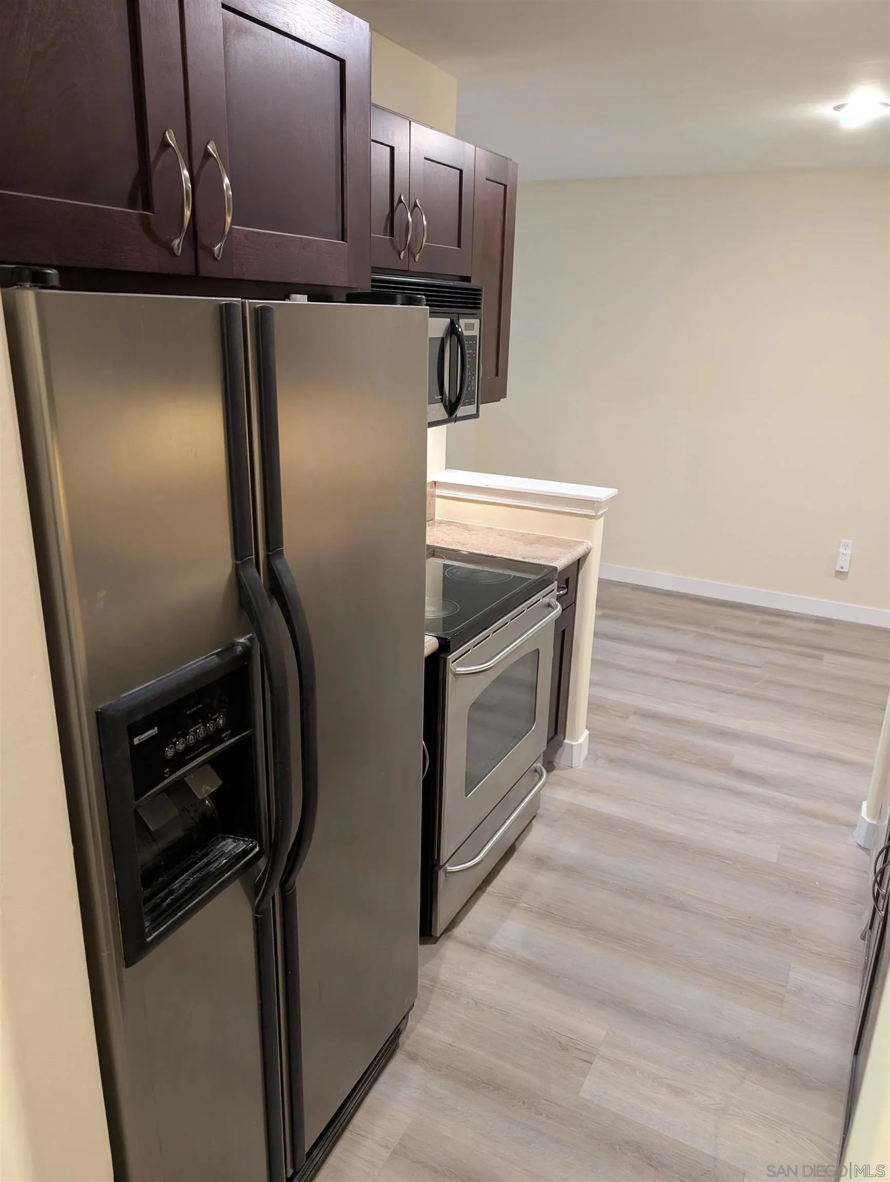 https://cdn.realtyfeed.com/cdn/127/260011903/2480ad2b17a6698fc2e0b045b01a4402.webp