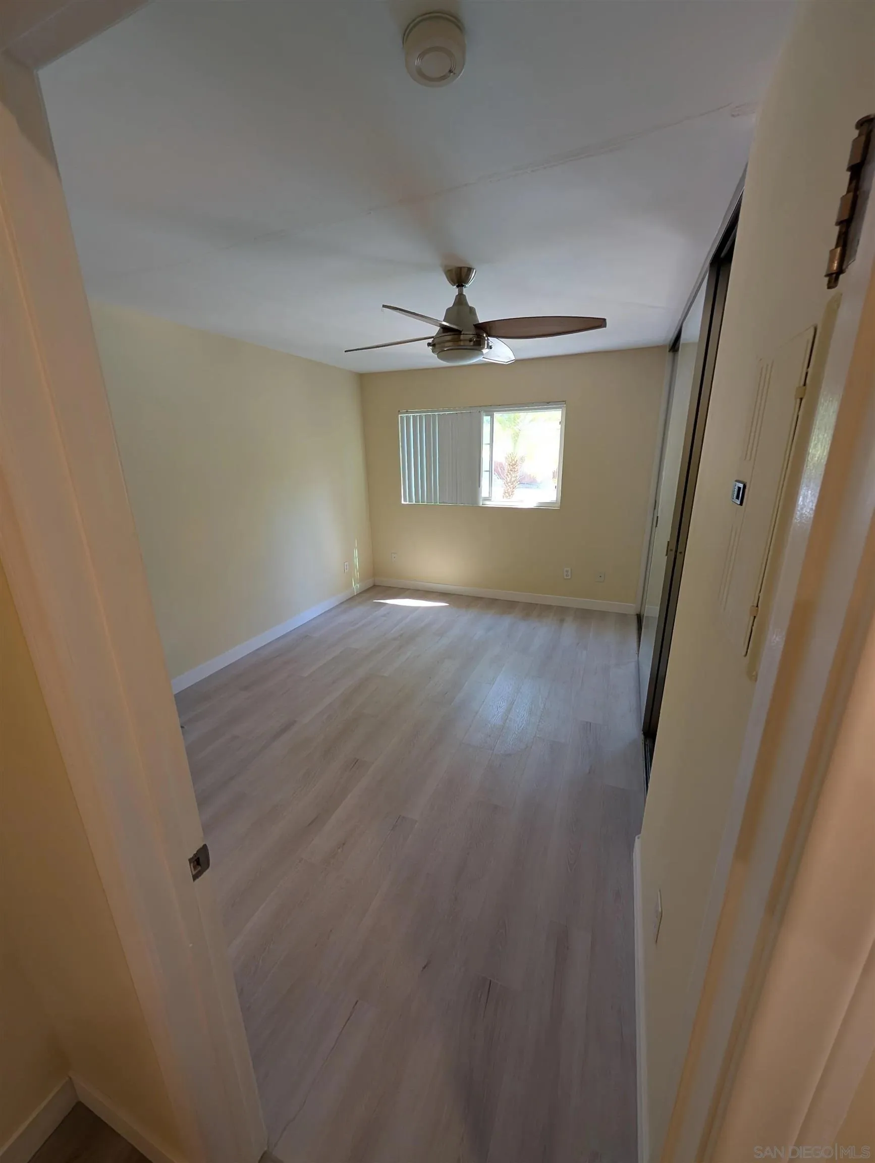 https://cdn.realtyfeed.com/cdn/127/260011903/fd28062d1bd1ed12c6bbfaa8ab3a00d6.webp