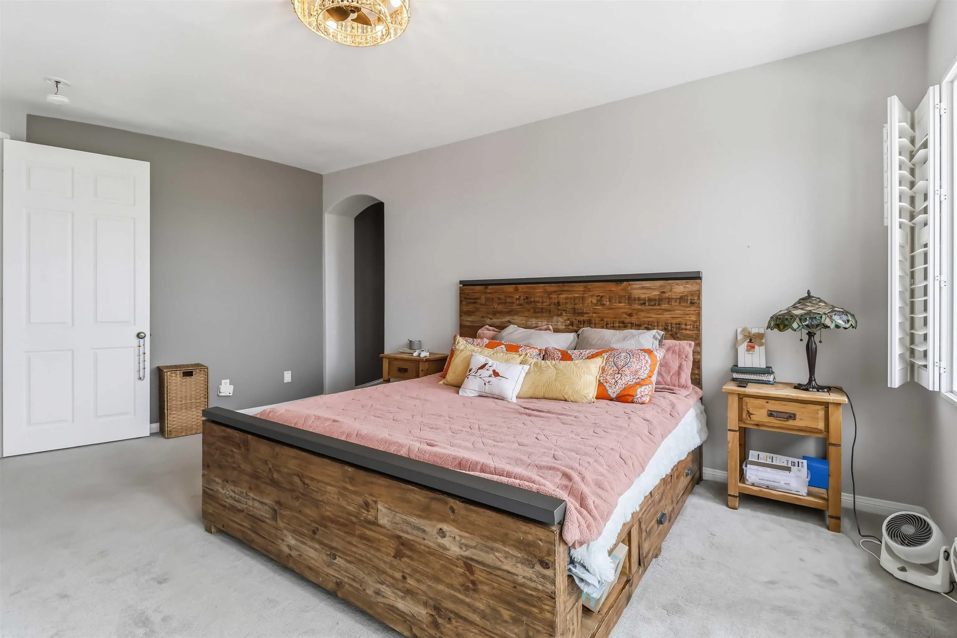 https://cdn.realtyfeed.com/cdn/127/260011907/7593b583804a42334cfb3d93c2531671.webp