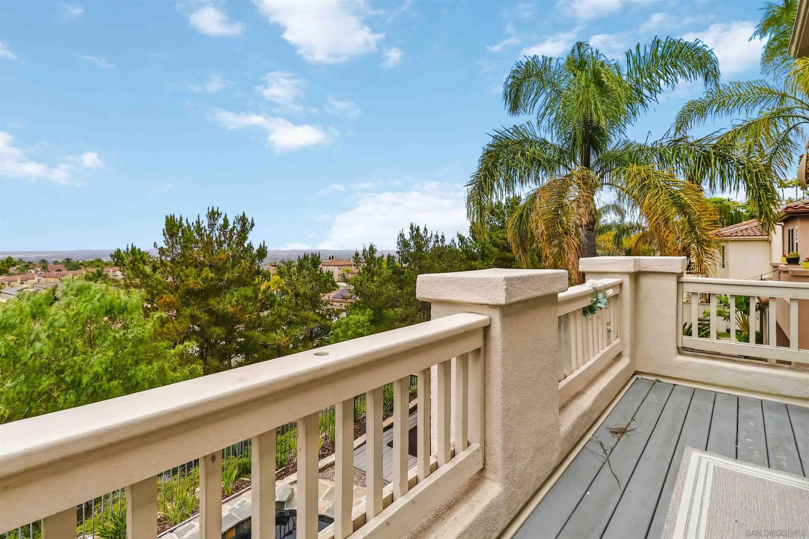 https://cdn.realtyfeed.com/cdn/127/260011907/aae812e5c8a712f93791a59213209944.webp