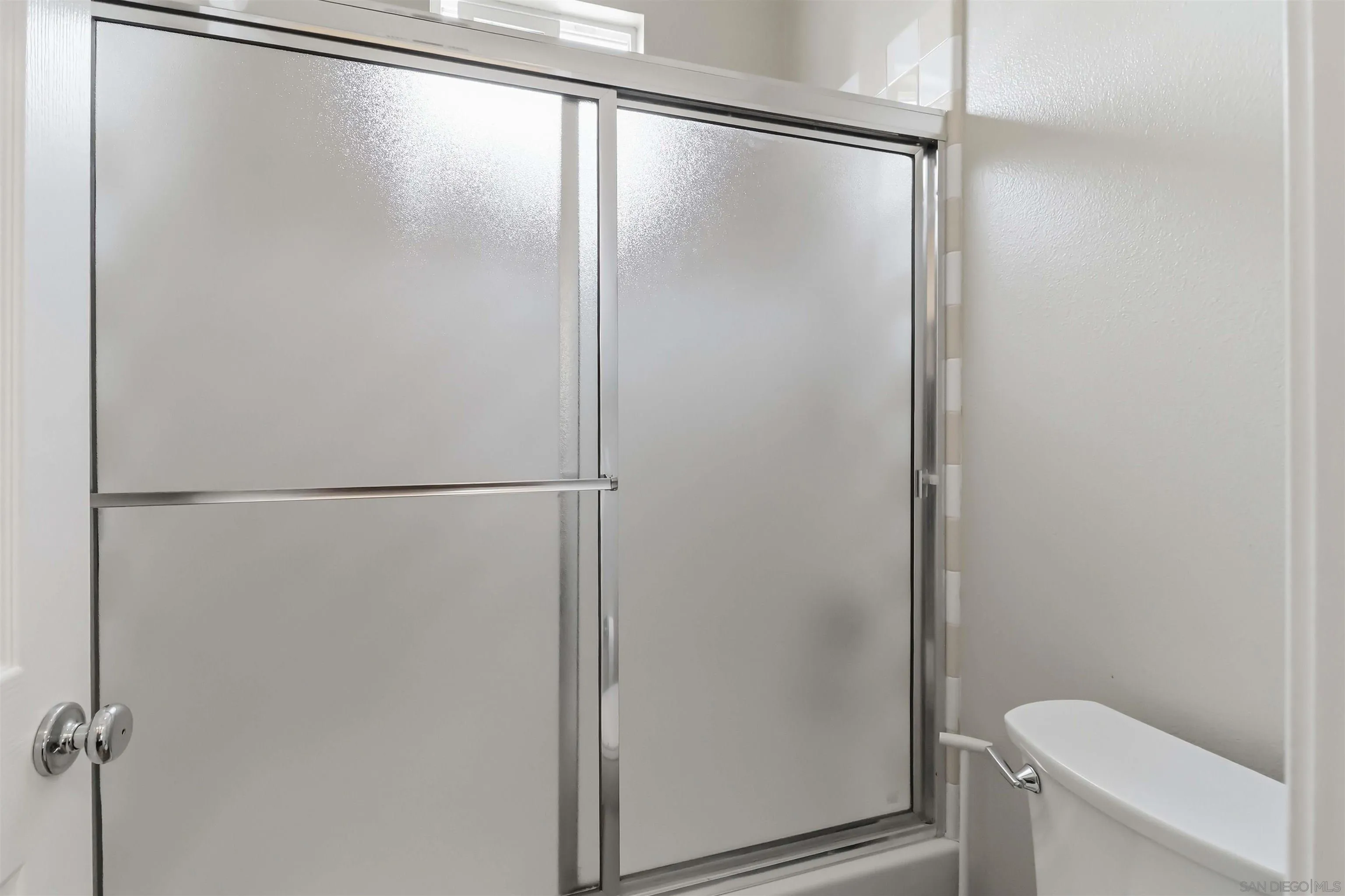 https://cdn.realtyfeed.com/cdn/127/260011907/b4aef5cc1a55af9c3cefea008836d076.webp