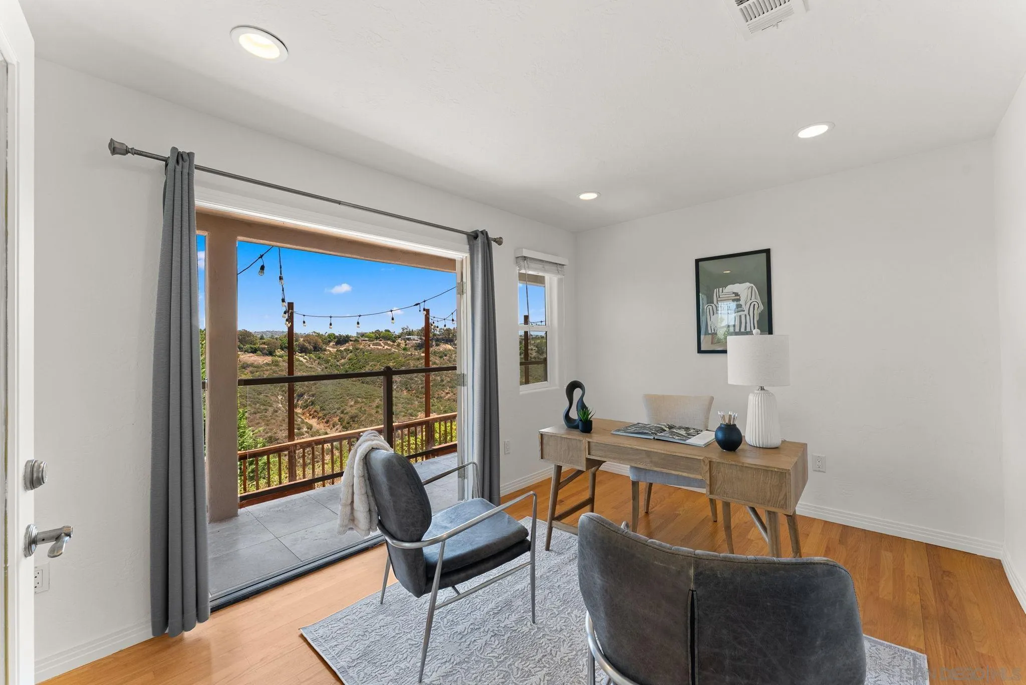 https://cdn.realtyfeed.com/cdn/127/260011908/0350d35fdf03c06be43646cae608dae8.webp