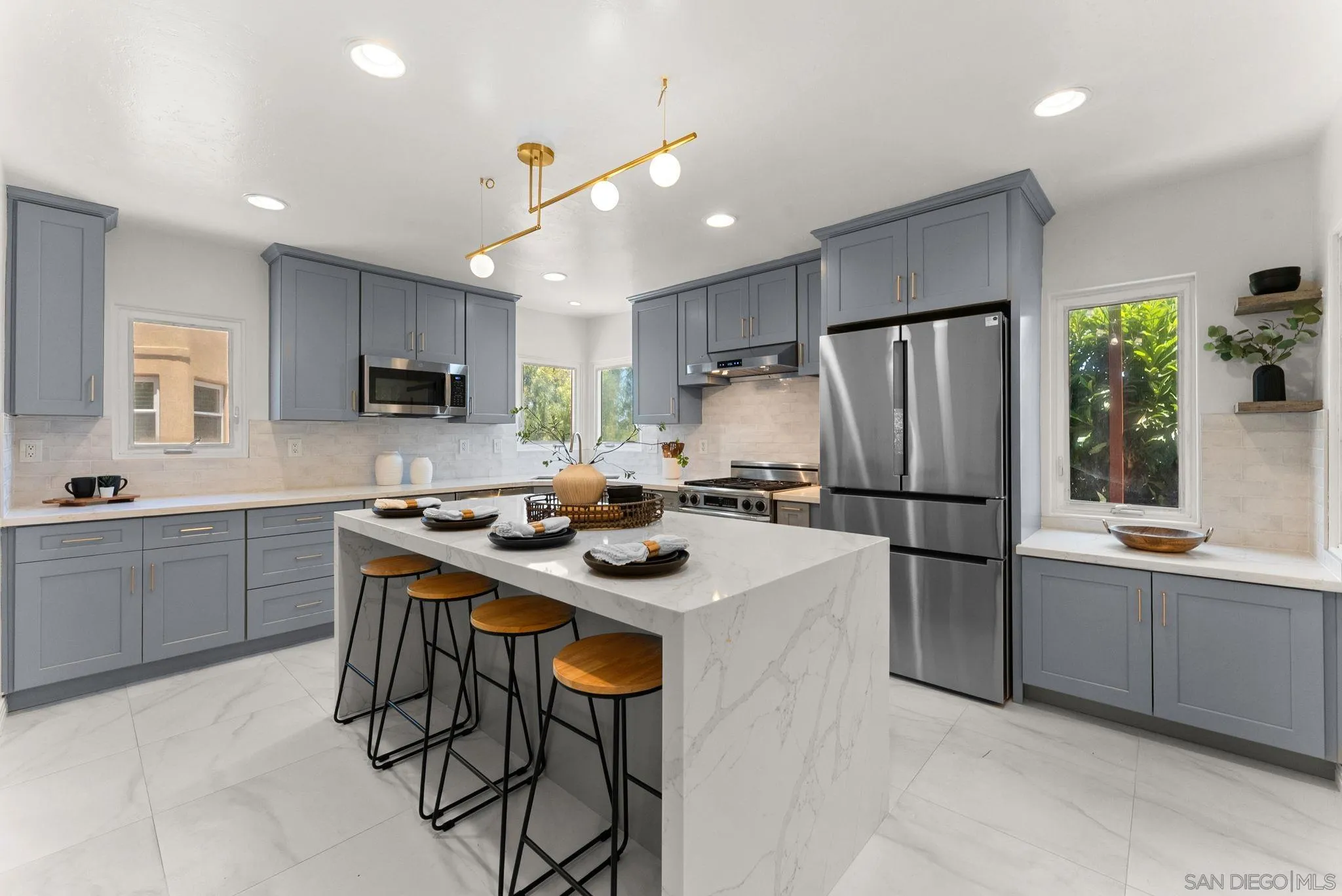 https://cdn.realtyfeed.com/cdn/127/260011908/7149d9711888a4913e25c627dba6636a.webp