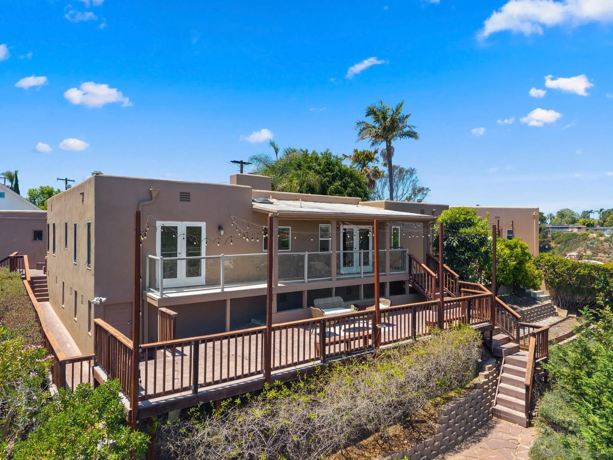 https://cdn.realtyfeed.com/cdn/127/260011908/93d8e987e0ac3b5d7fc79113657887c8.webp