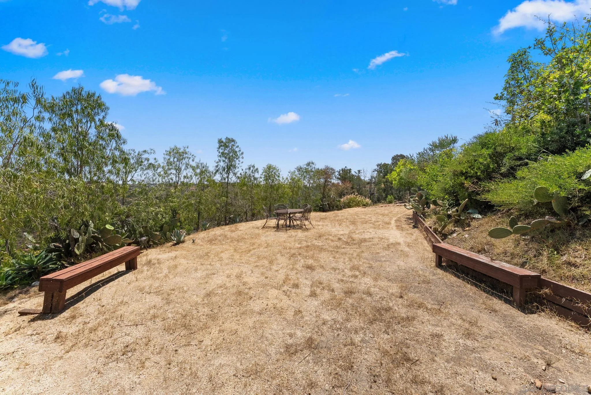 https://cdn.realtyfeed.com/cdn/127/260011908/d4f50f7a46c621a54c72383e20587834.webp