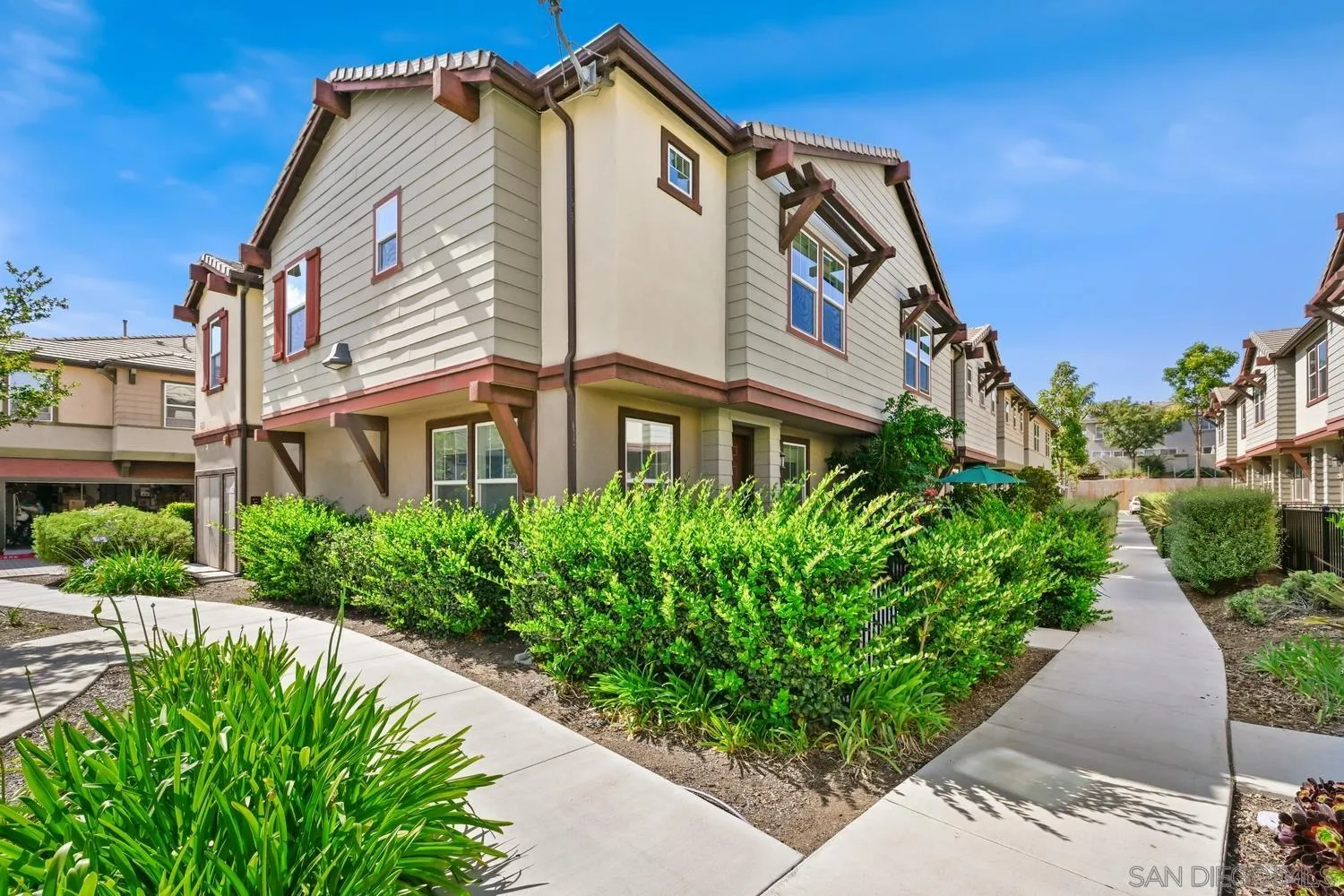 Photo #2: 260011913 Listing: Photo #2