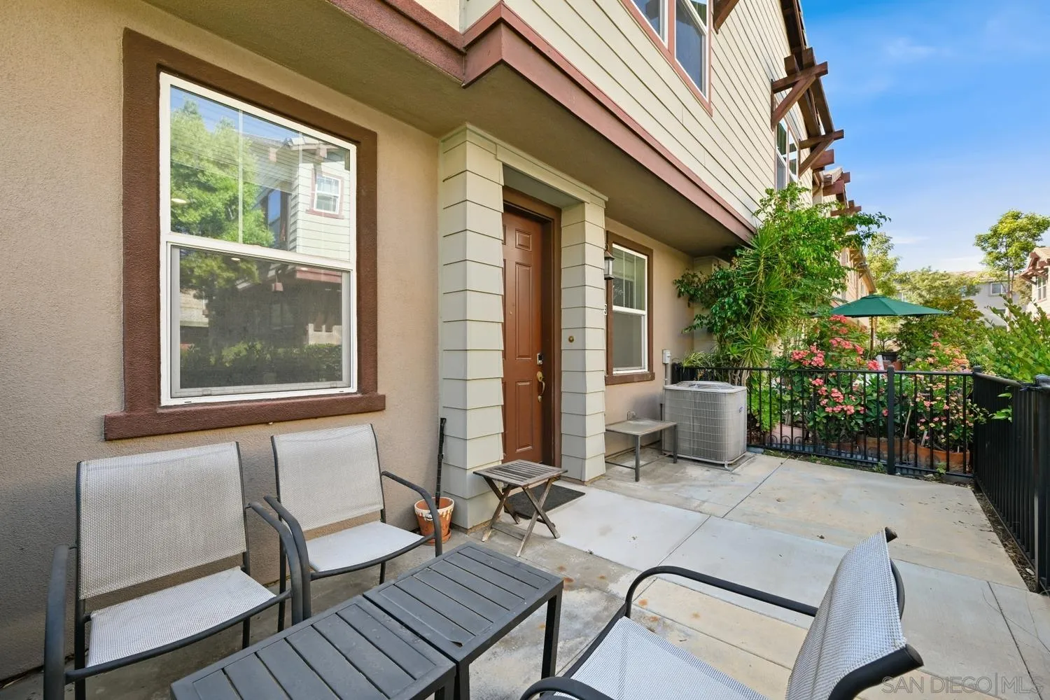 Photo #3: 260011913 Listing: Photo #3