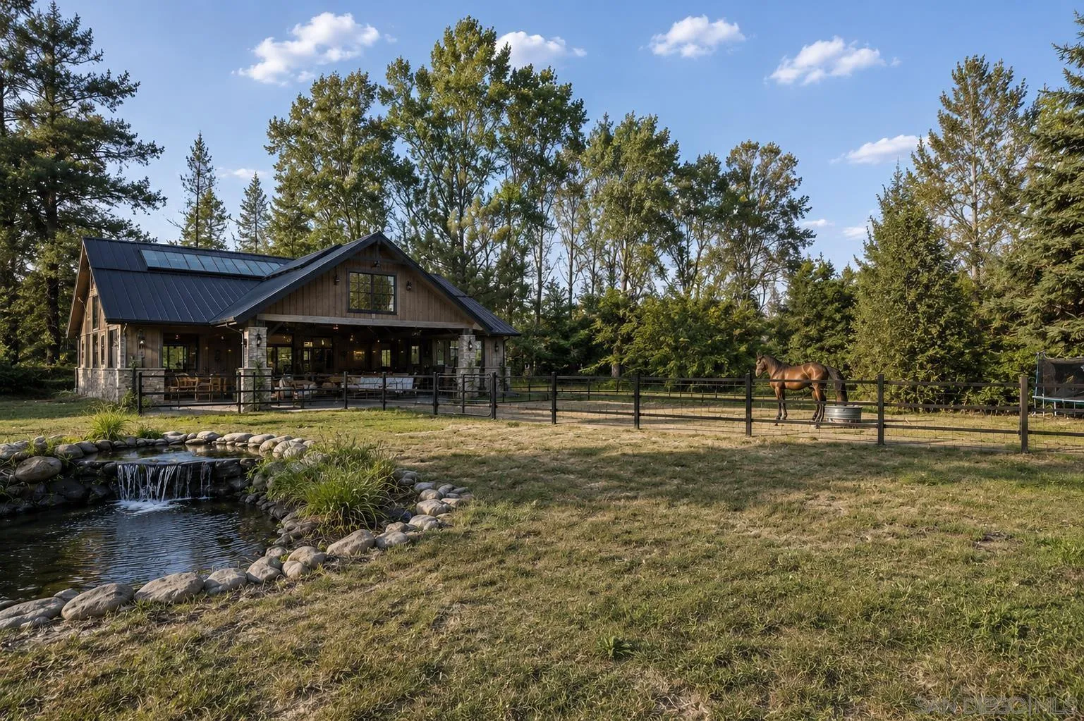 https://cdn.realtyfeed.com/cdn/127/260011917/92066f9780bffb33faa4fa05e2939e48.webp