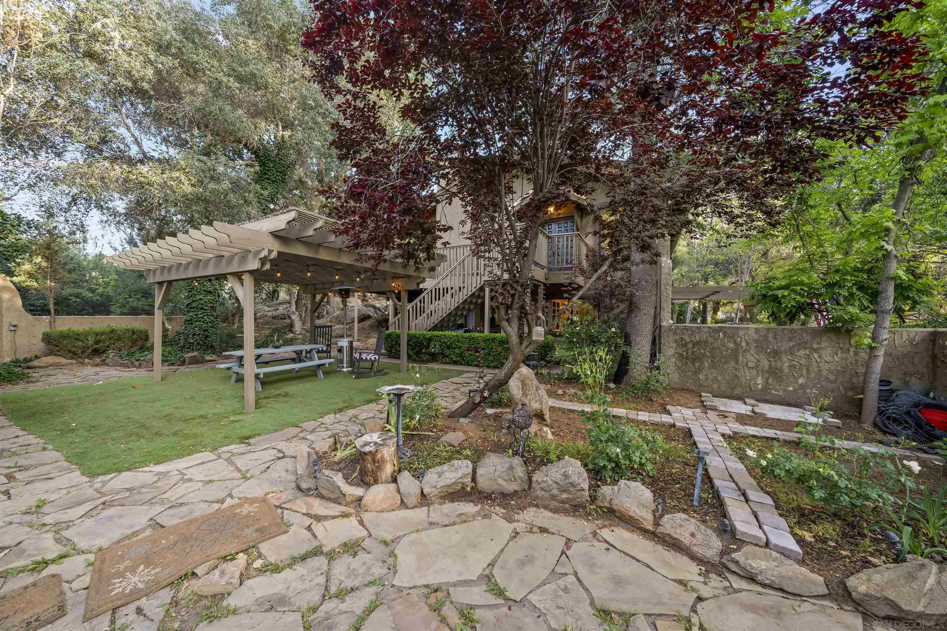 https://cdn.realtyfeed.com/cdn/127/260011917/a7fd5a77efcf34e2ae5653f7bd2acbee.webp