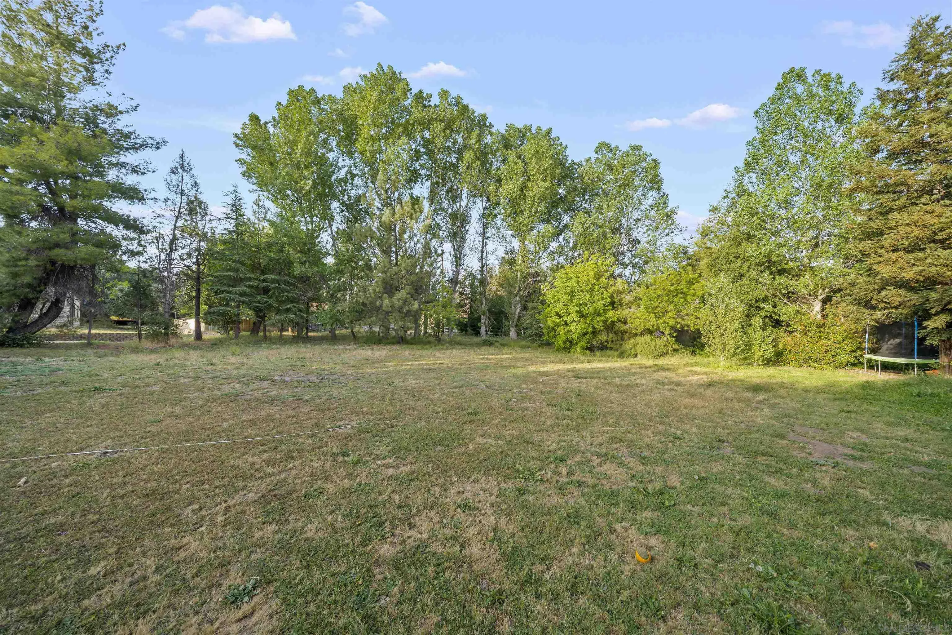 https://cdn.realtyfeed.com/cdn/127/260011917/cffa987749d5d4a444ca4eb5557821d4.webp