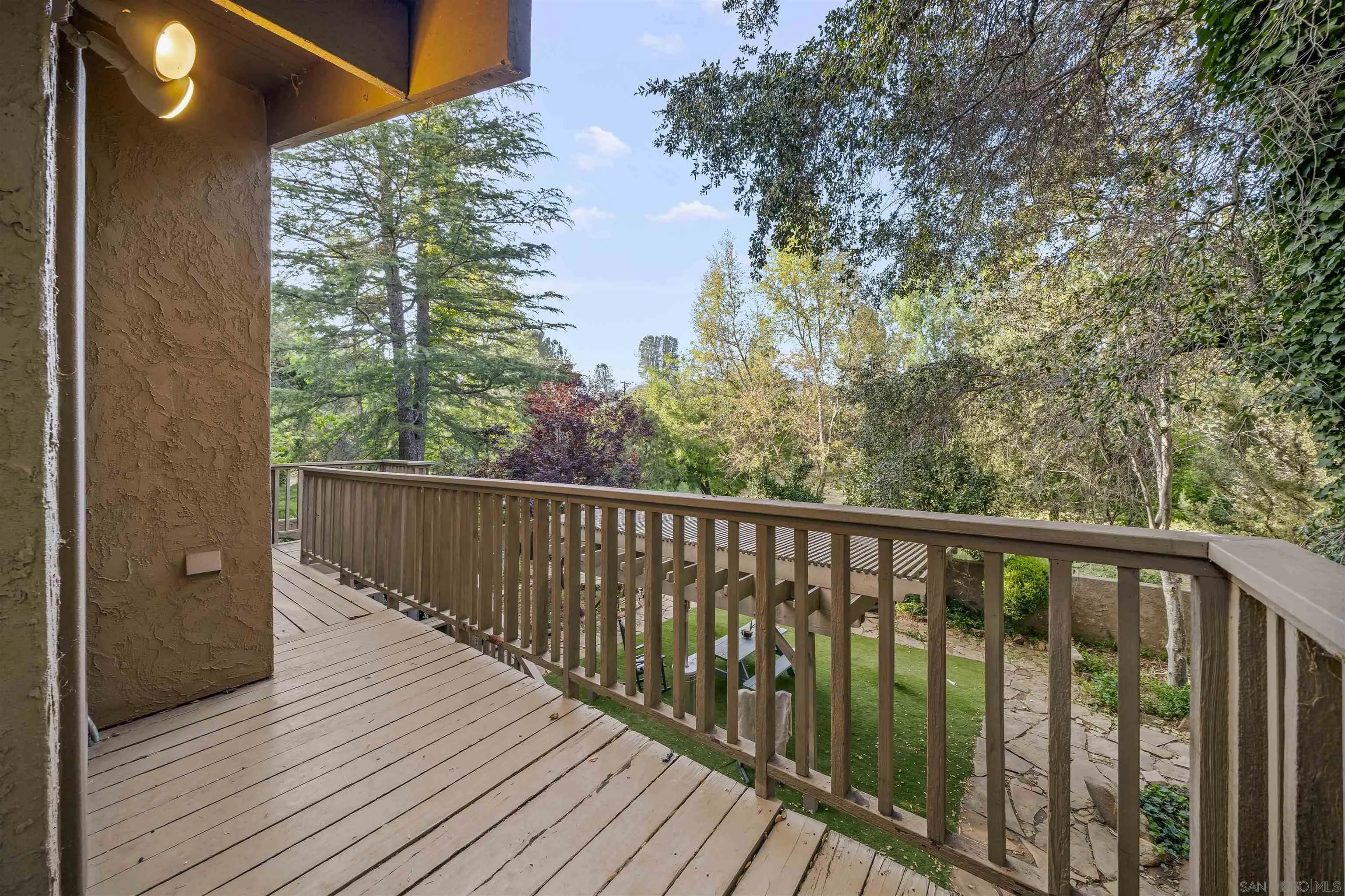 https://cdn.realtyfeed.com/cdn/127/260011917/d17e51fee3f62945ad5cad74e39e5bcc.webp