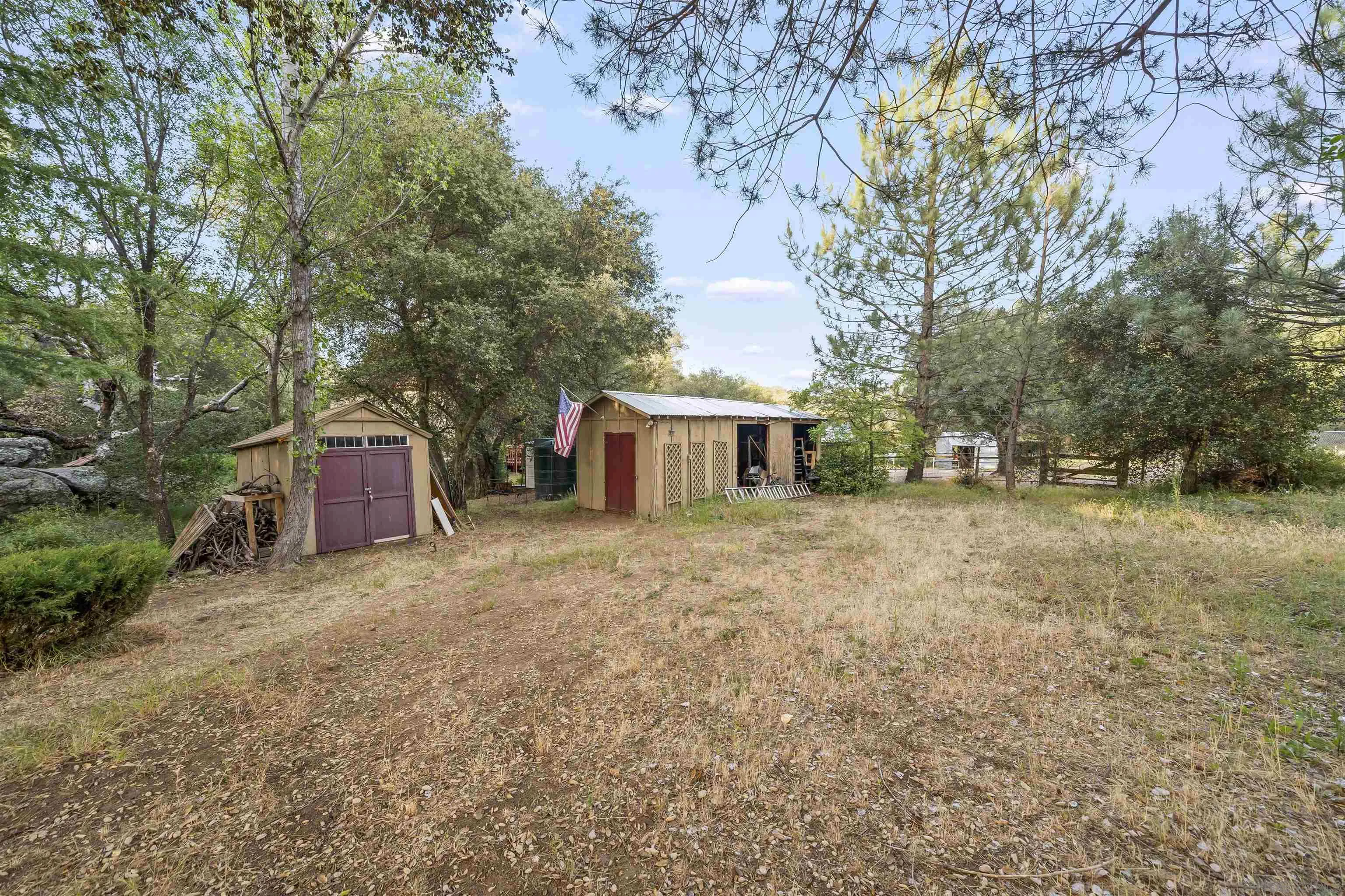https://cdn.realtyfeed.com/cdn/127/260011917/de0b66bf8f529795f136d13d7c6384e8.webp