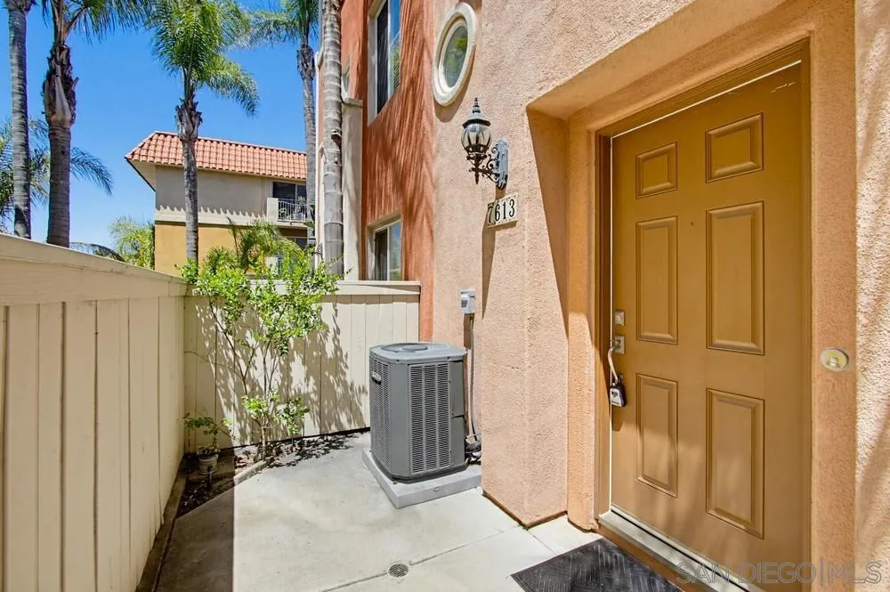 Photo #3: 260011918 Listing: Photo #3