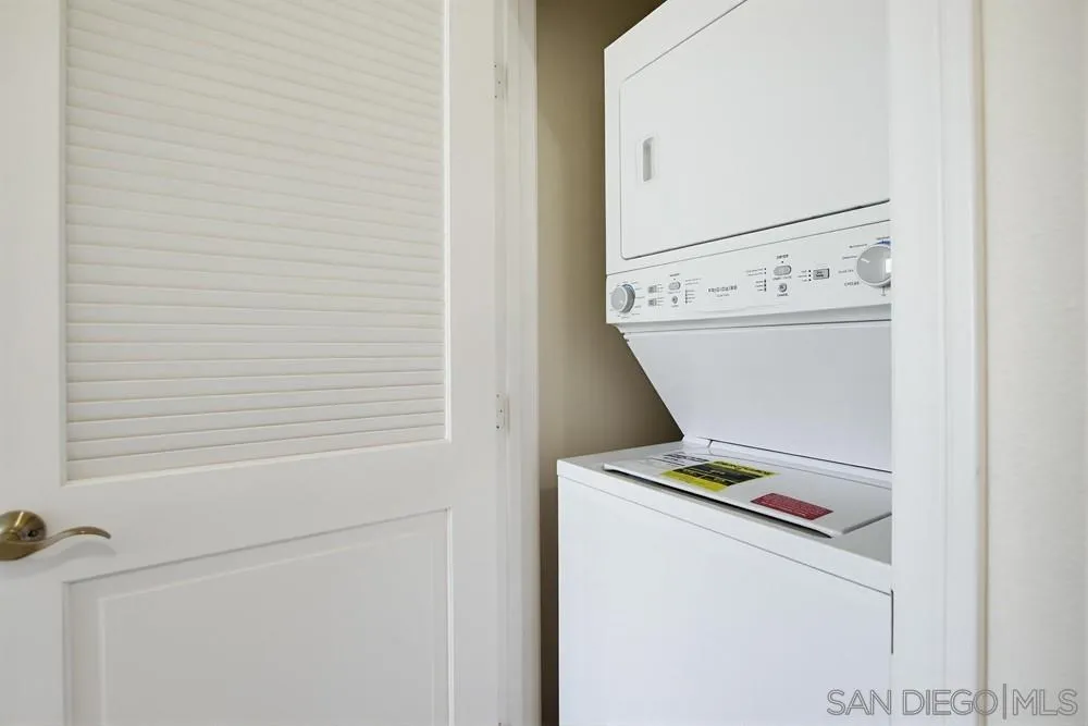 Photo #31: 260011918 Listing: Photo #31