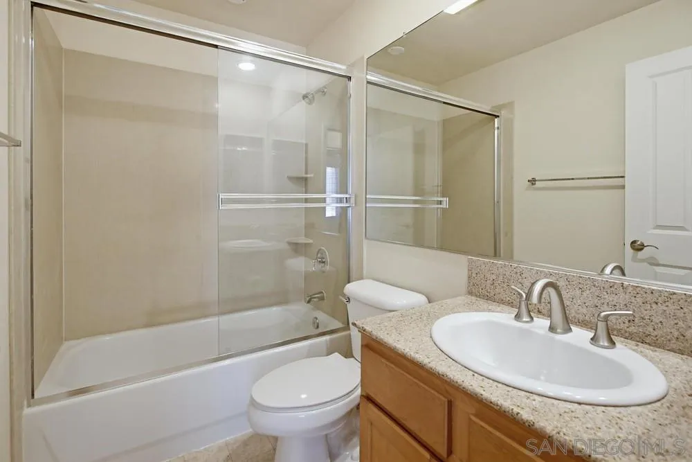 Photo #23: 260011918 Listing: Photo #23